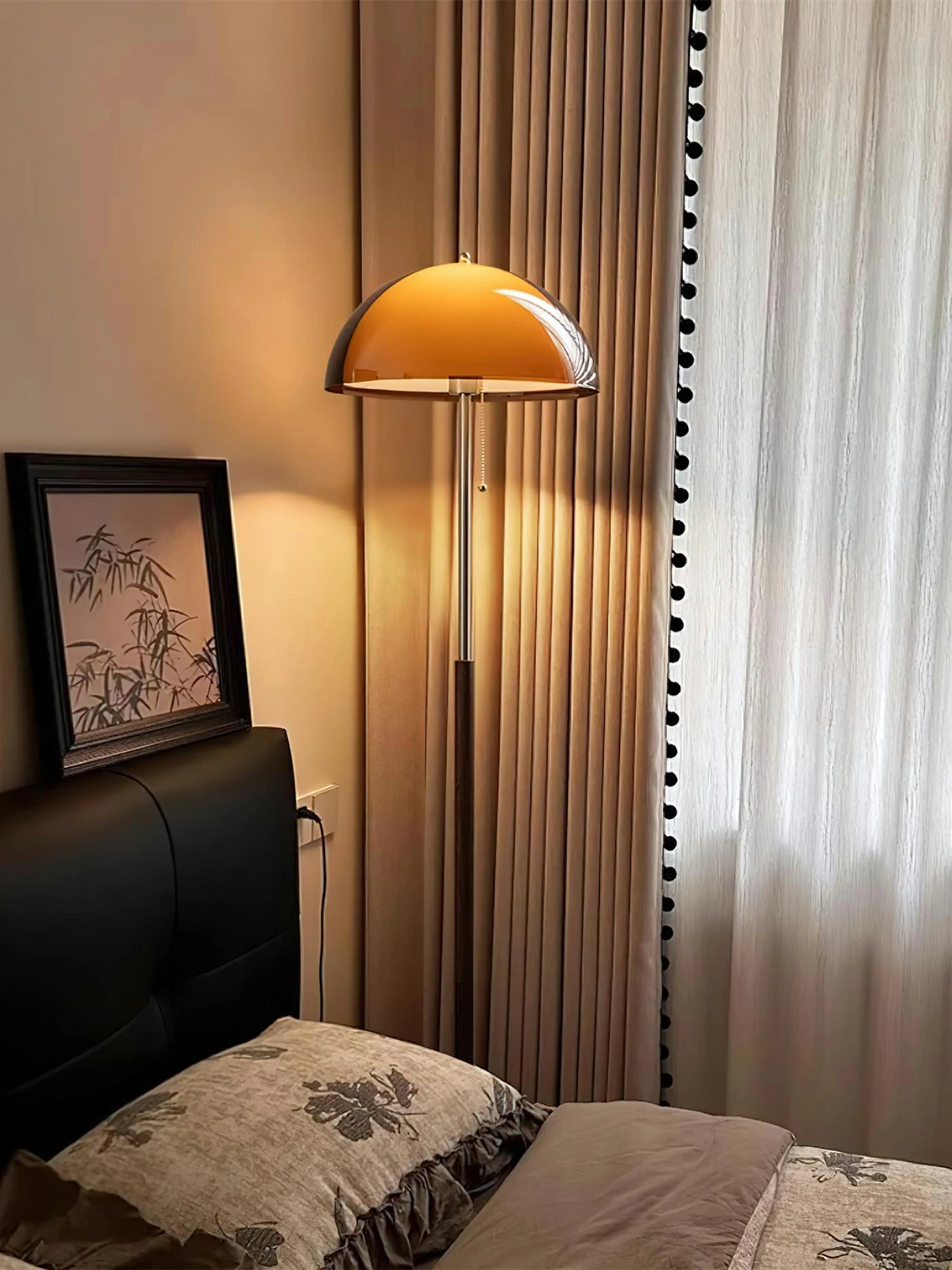 Rustina Floor Lamp - Image 8