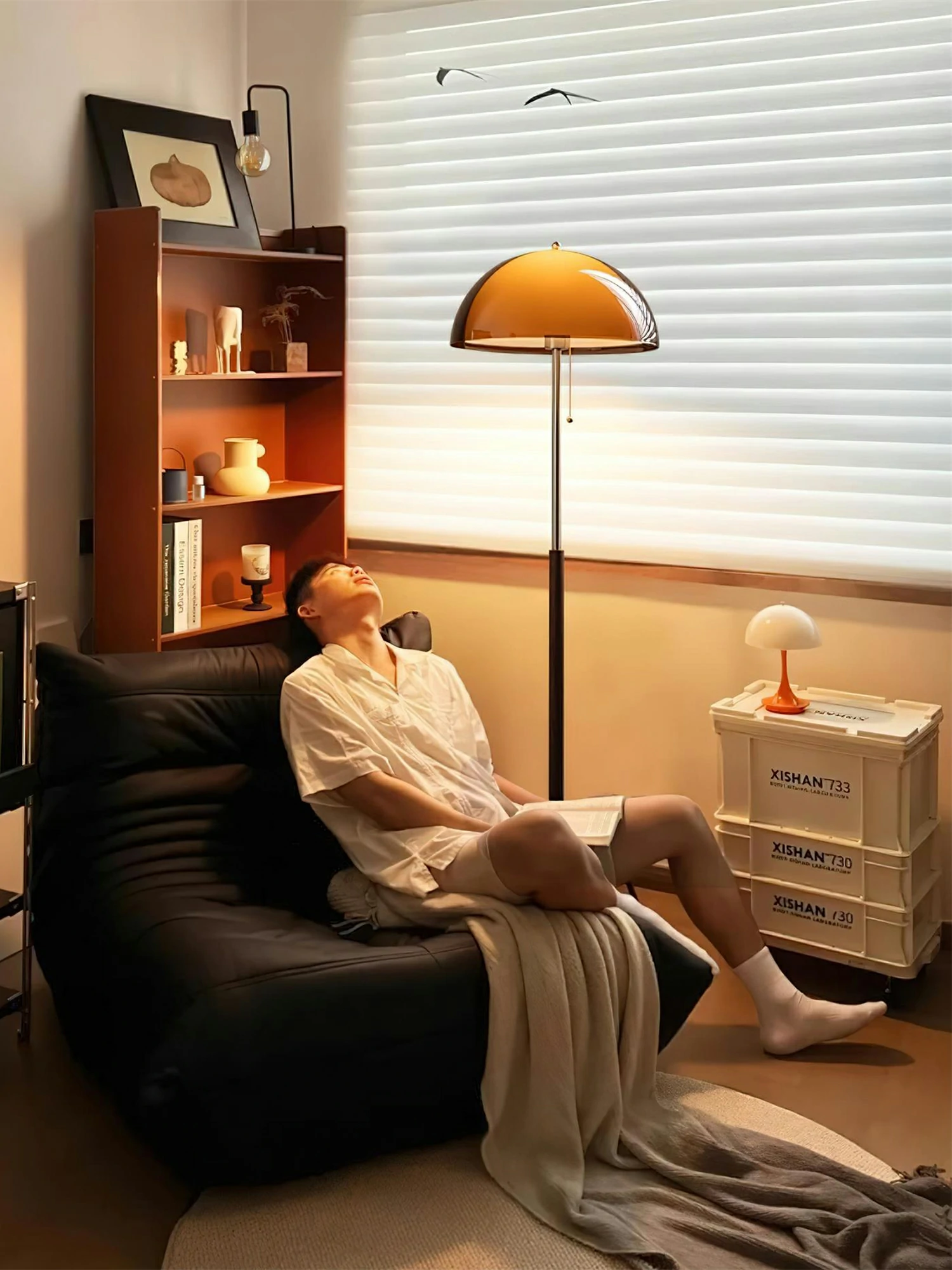 Rustina Floor Lamp - Image 7
