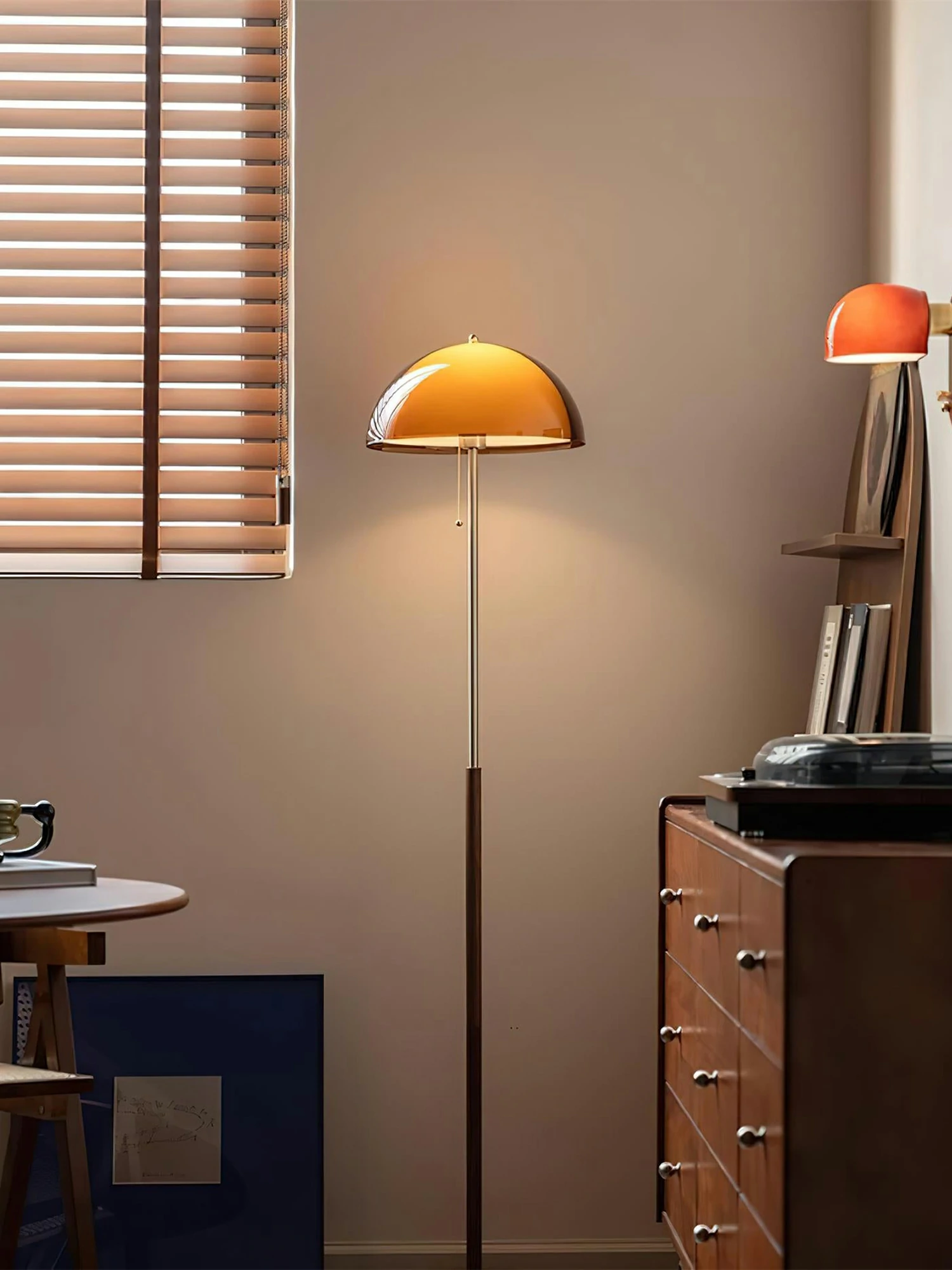 Rustina Floor Lamp - Image 9
