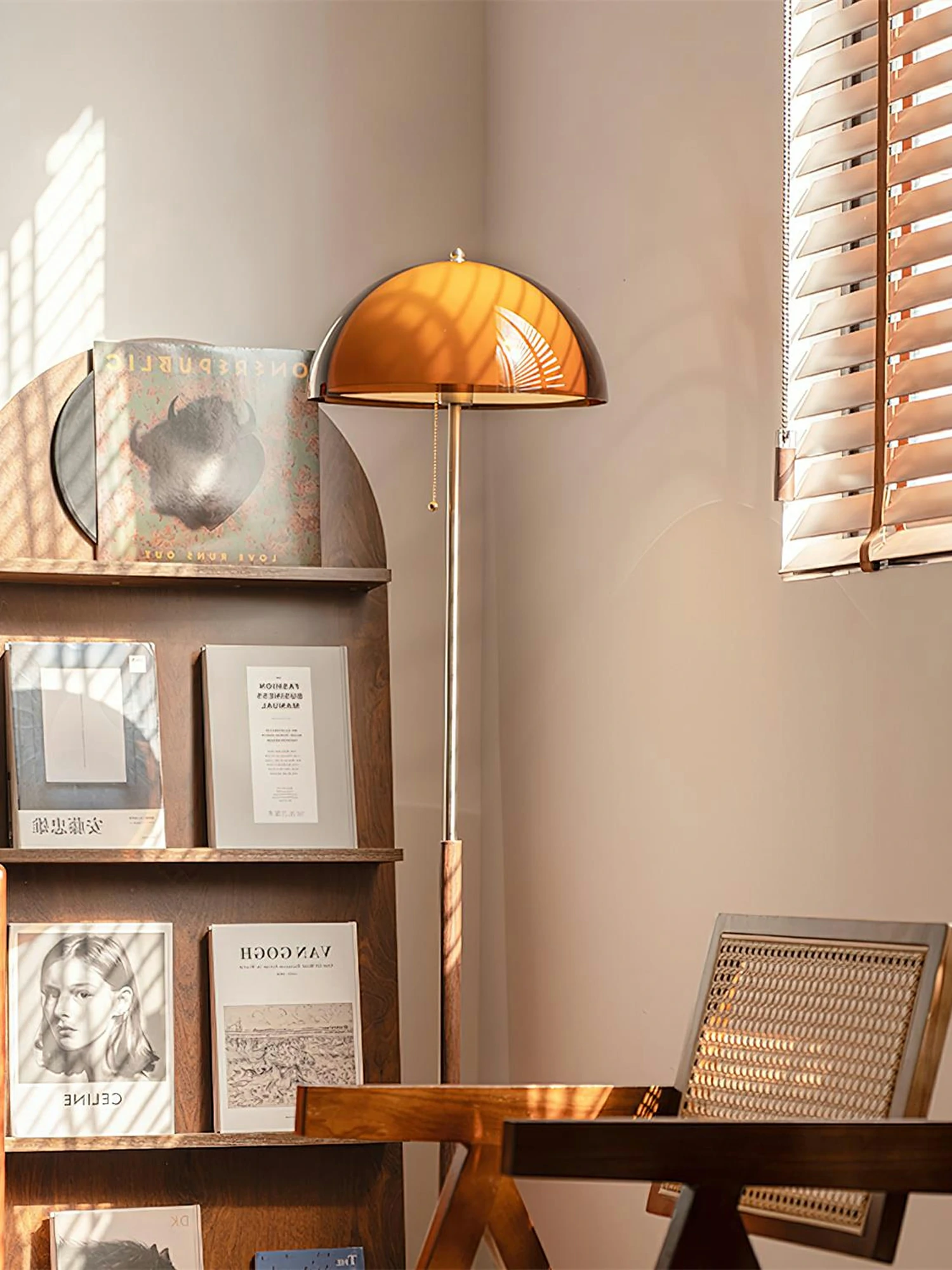Rustina Floor Lamp - Image 5