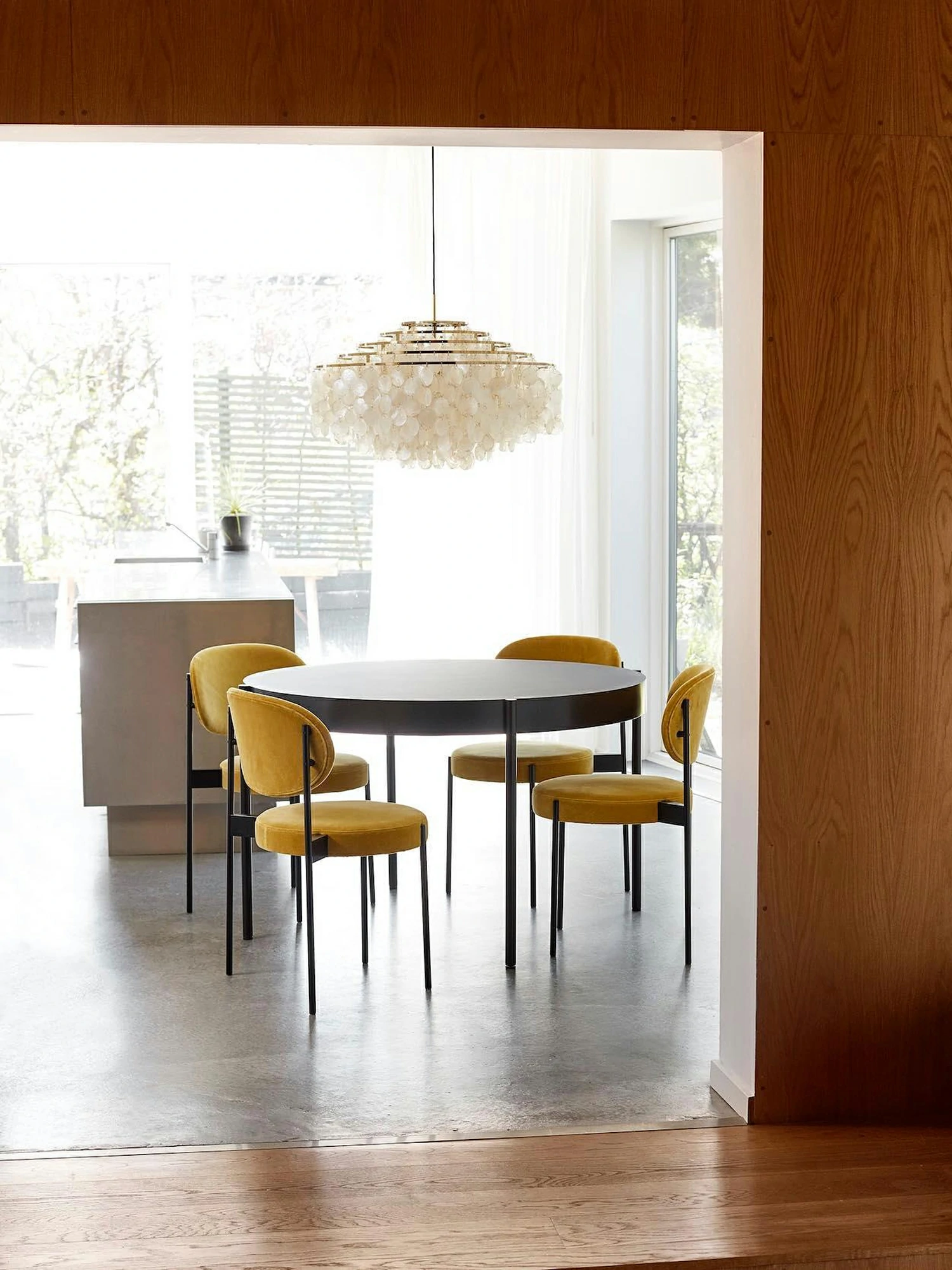 Shell Chandelier - Image 32