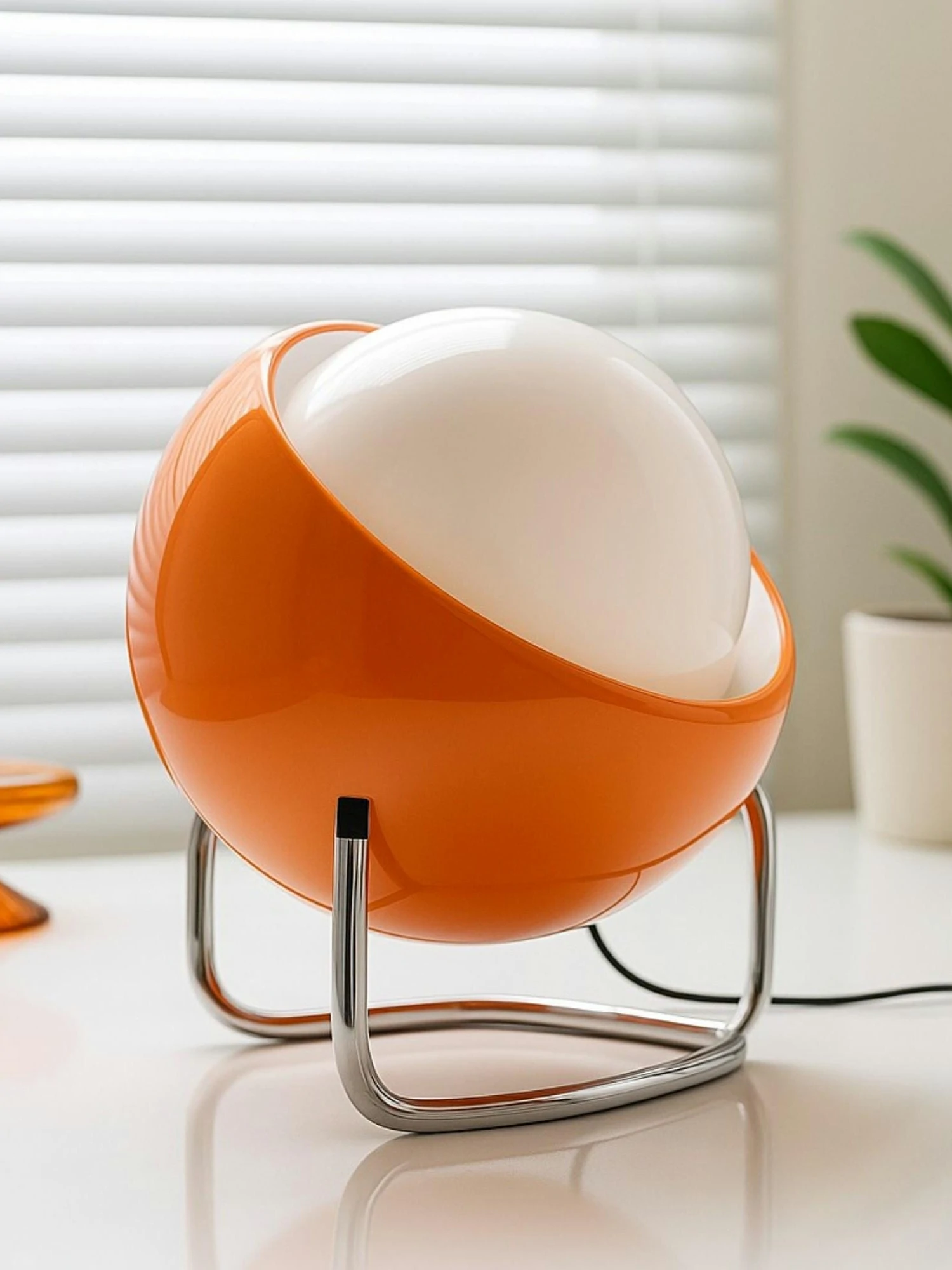 Space Age Table Lamp - Image 5