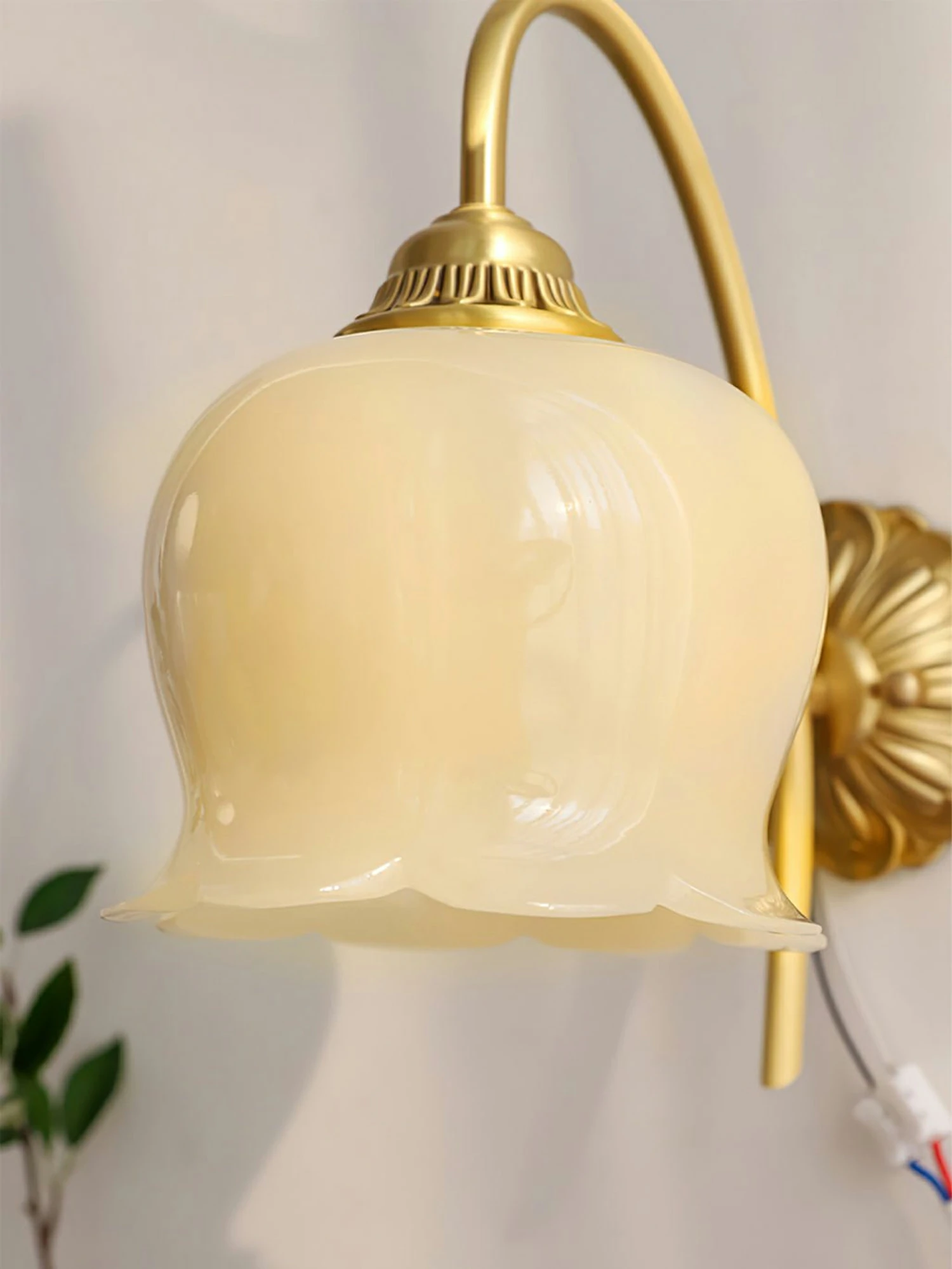 Valley Flower Wall Lamp - Image 10