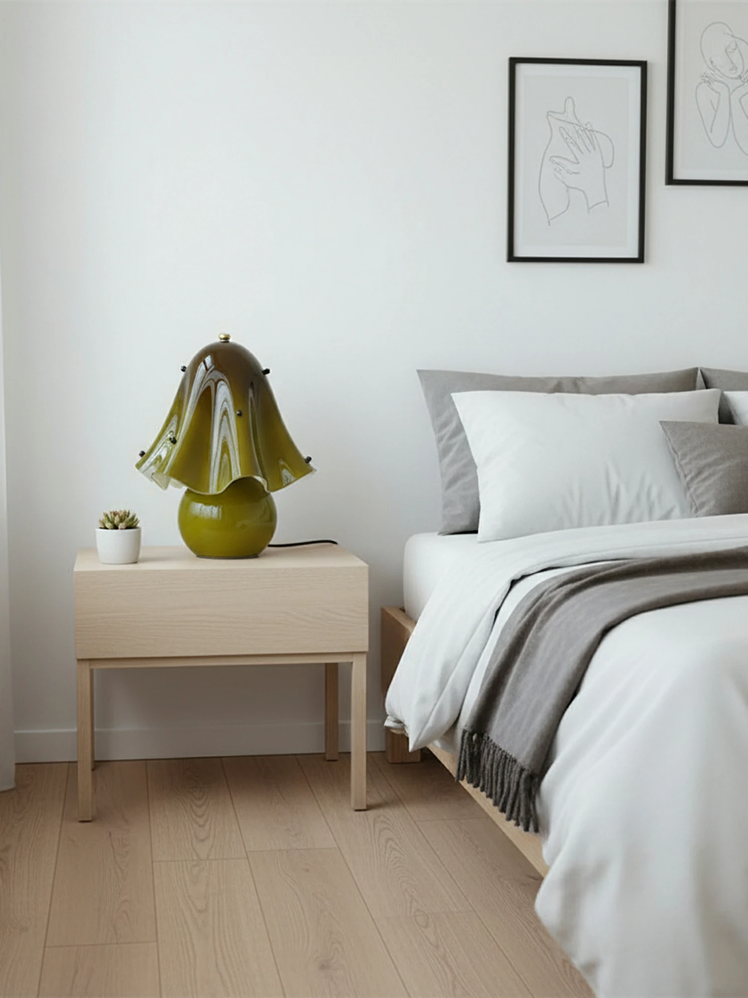 Vera Table Lamp - Image 11