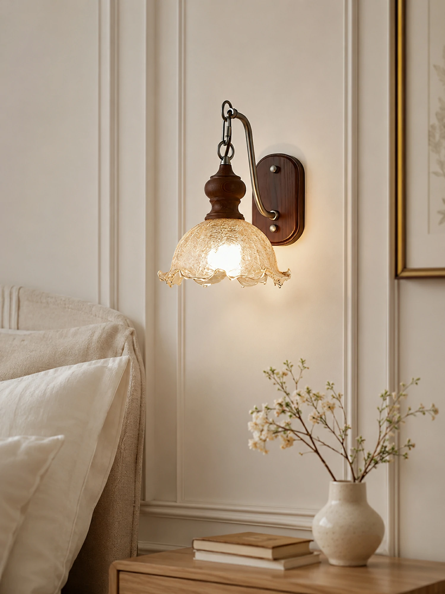 Vintage Flower Wall Lamp - Image 2