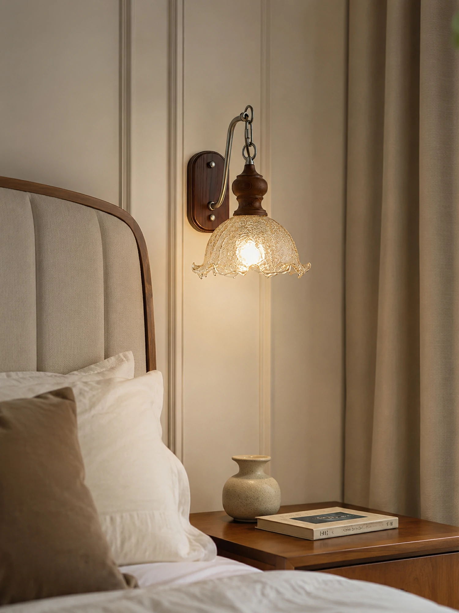 Vintage Flower Wall Lamp - Image 3