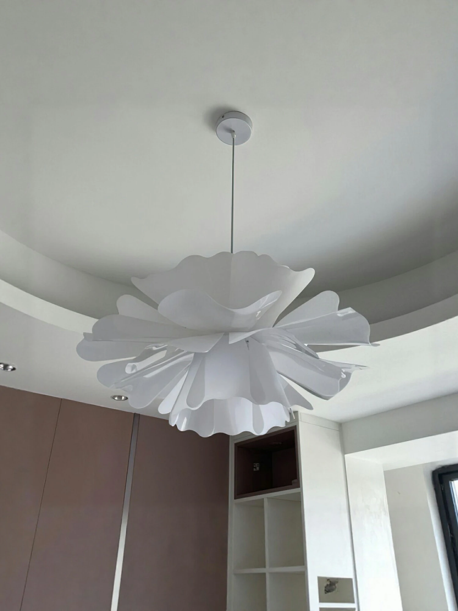 White Lotus Pendant Light - Image 28