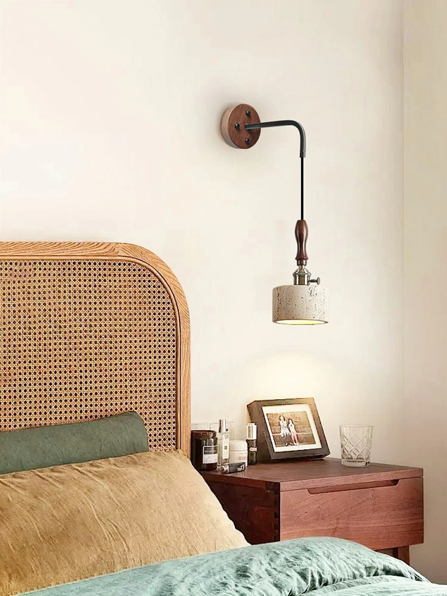 Arvilo Wall Lamp - Image 6