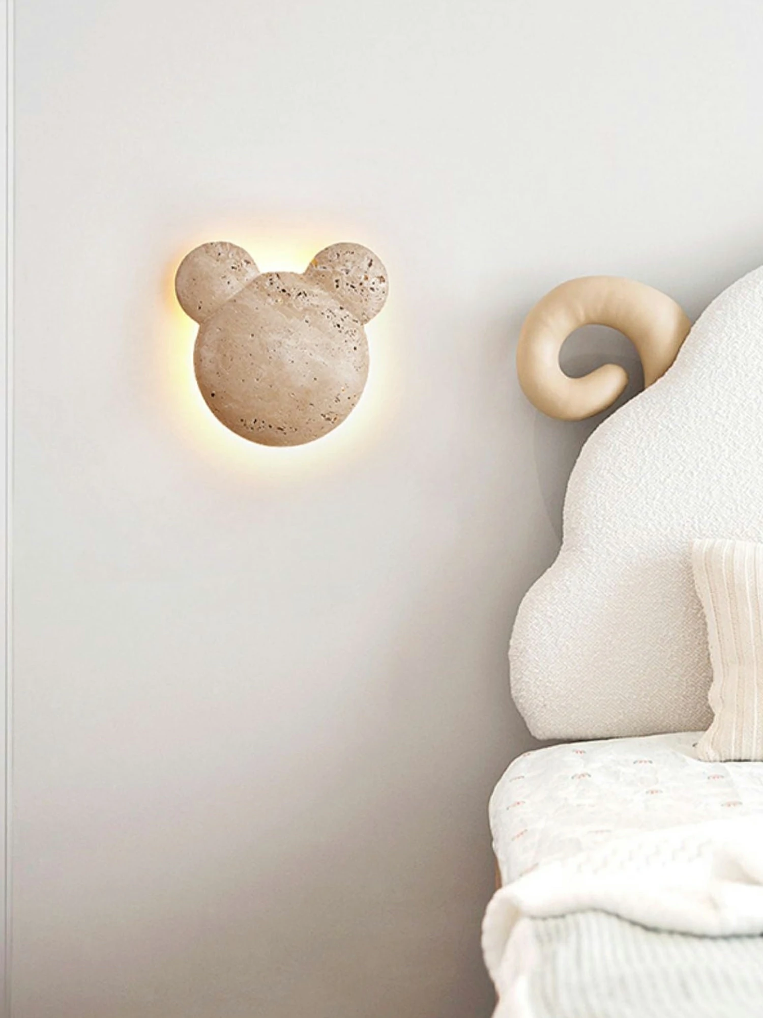 Bearstone Wall Lamp - Image 7