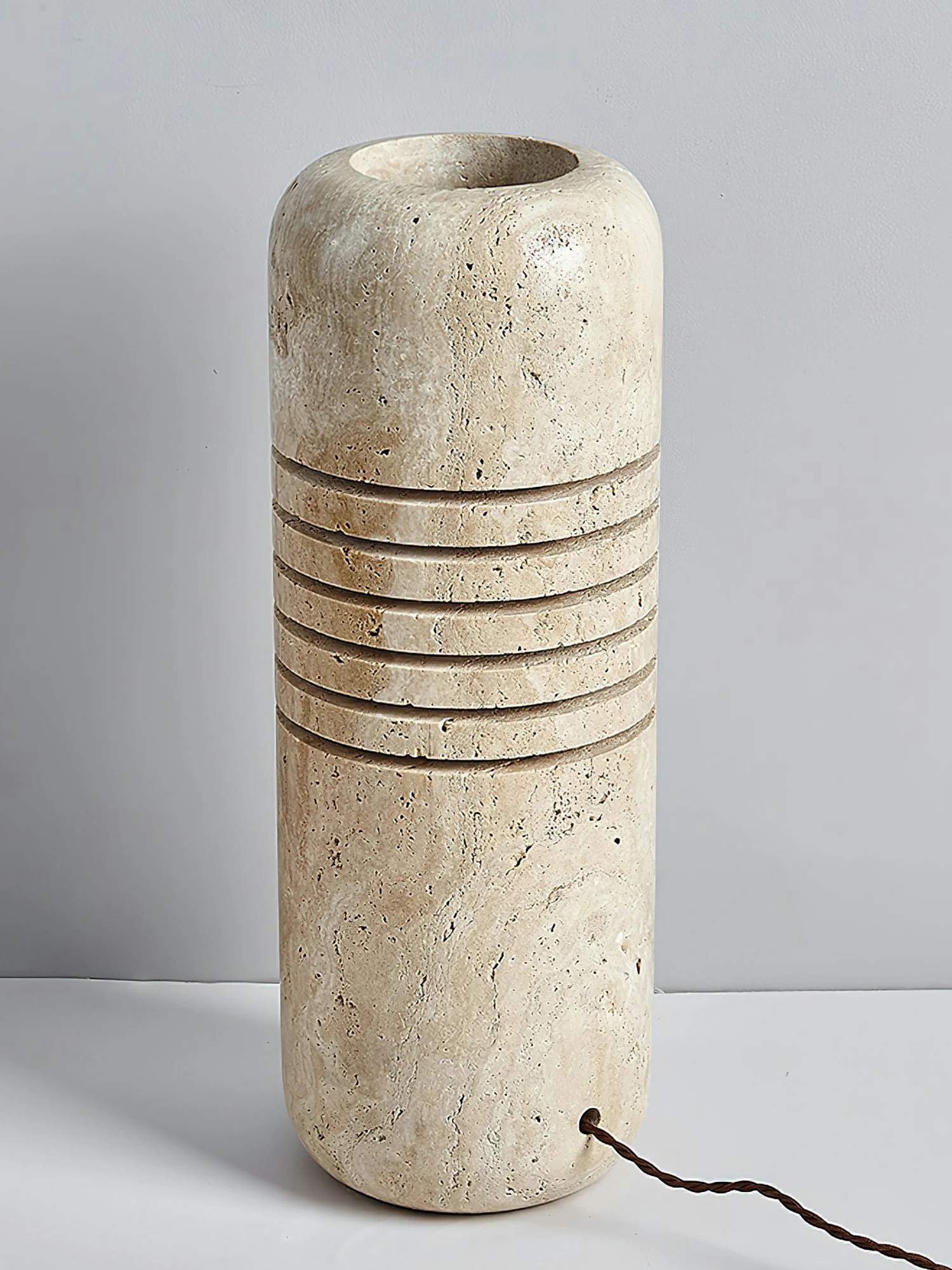 Big Stone Bucket Floor Lamp - Image 9