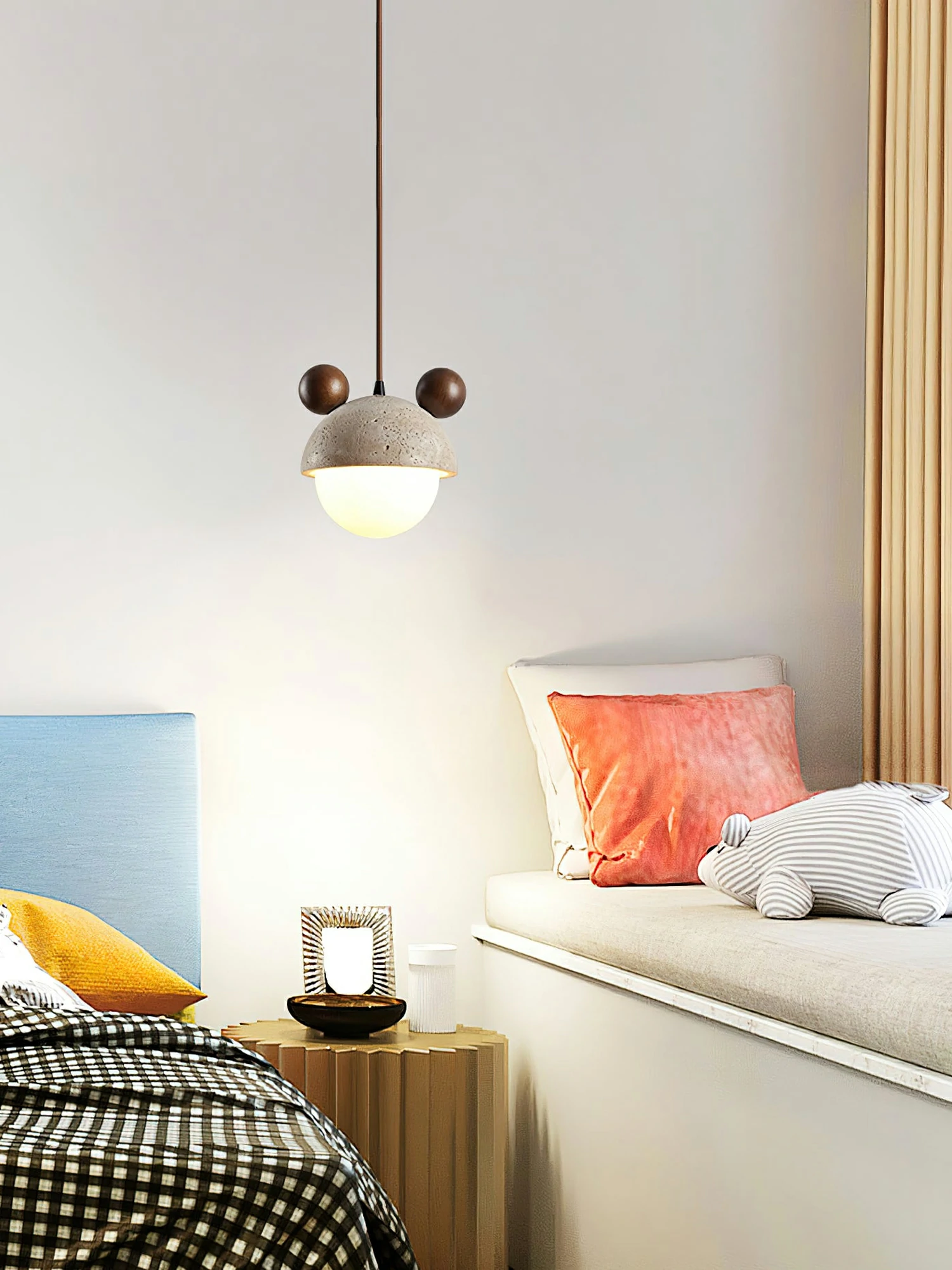 Domiere Pendant Lamp - Image 3