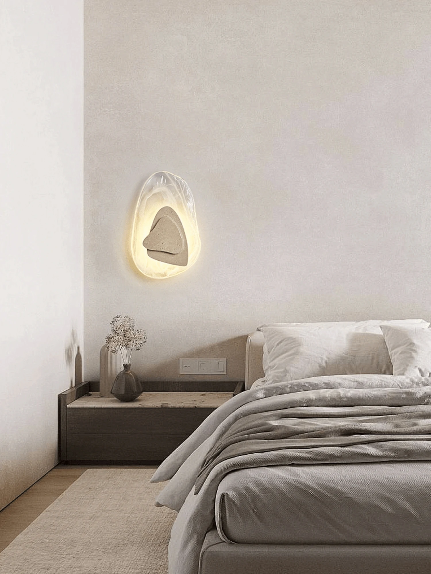 Eira Sconce - Image 12