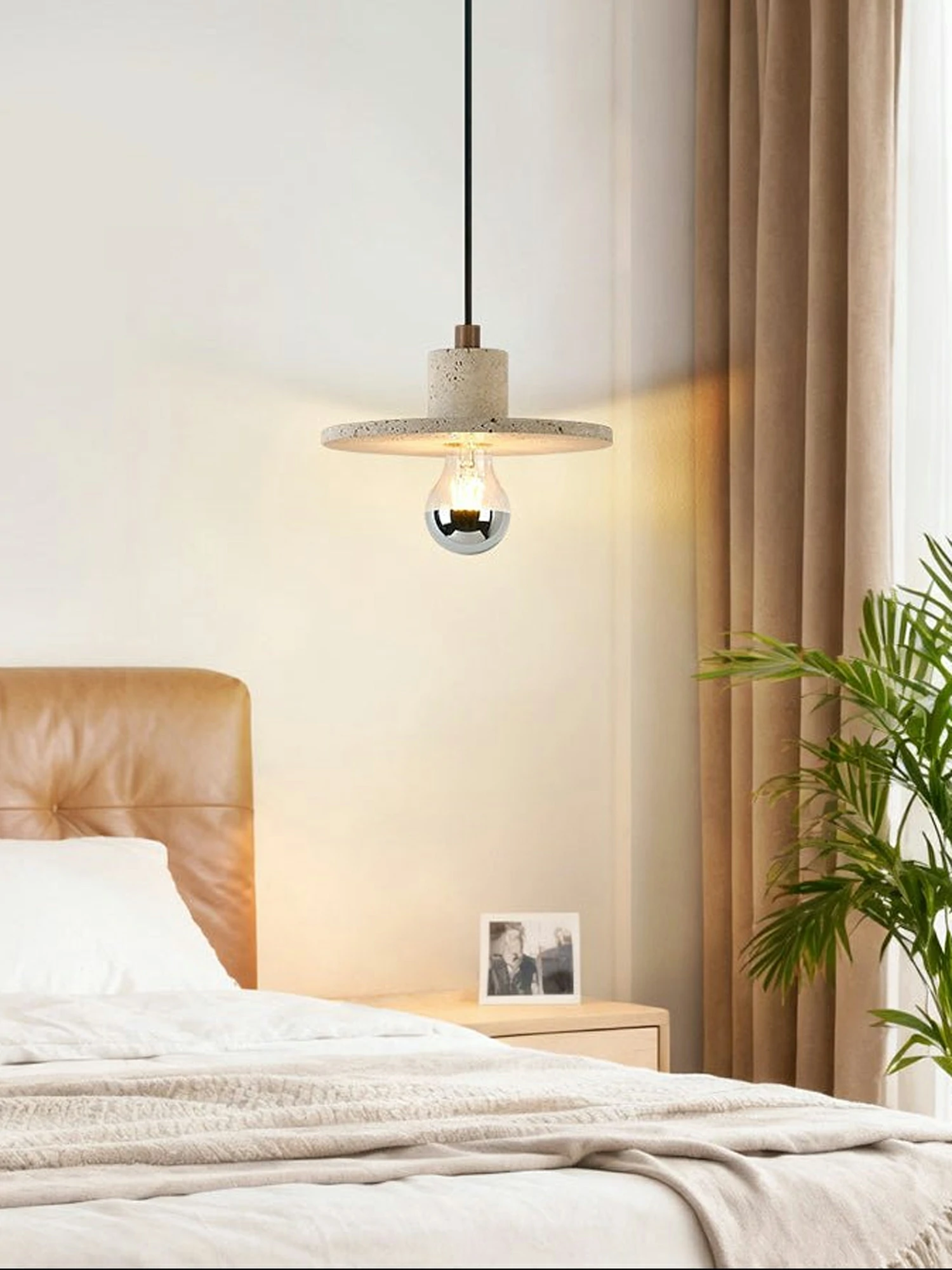 Evirlo Pendant Lamp - Image 2