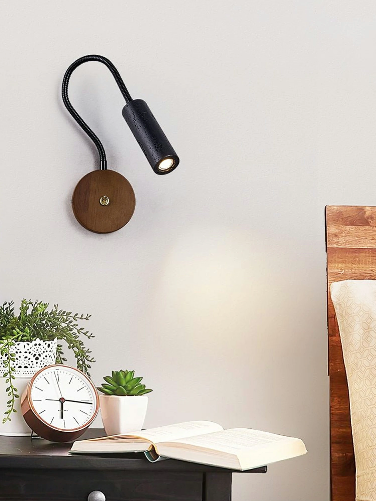 Flexstone Reader Sconce - Image 3