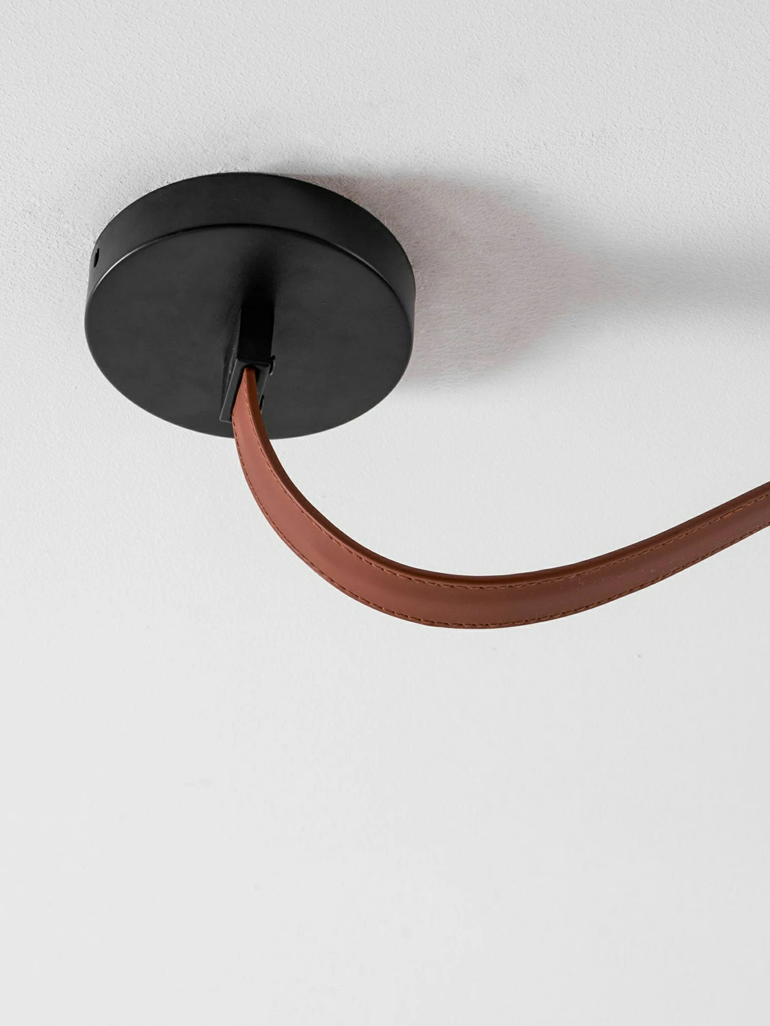 Lasso Stone Pendant Light - Image 14