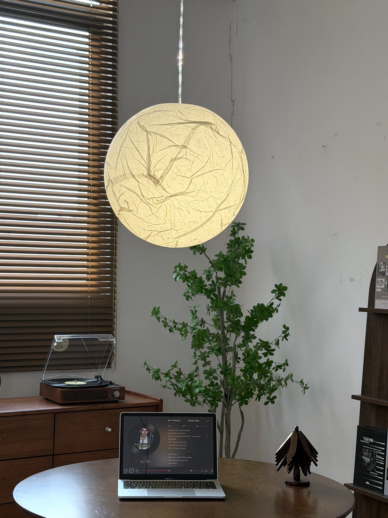 Italy Groh Moon Pendant Lamp - Image 10