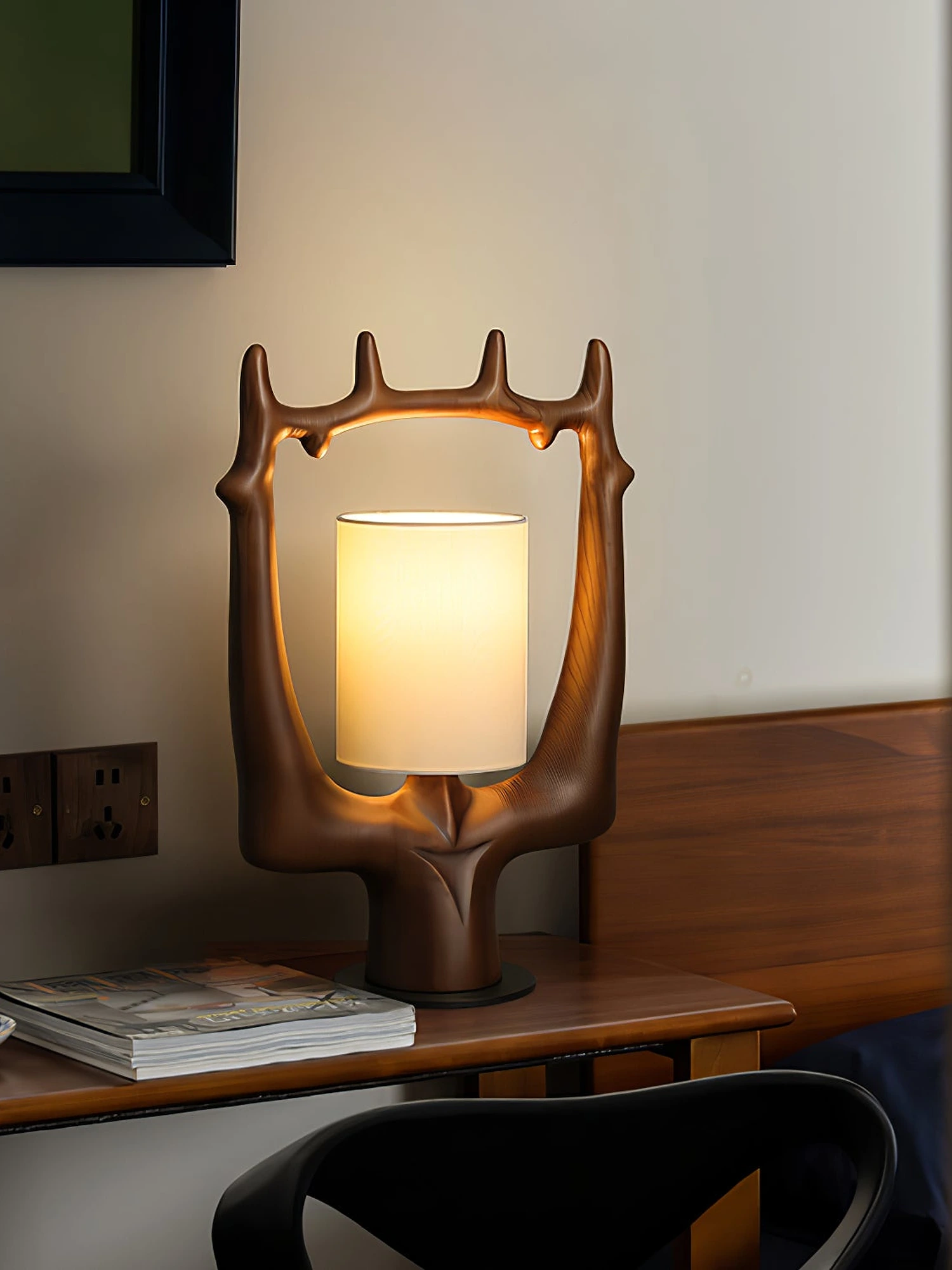 Antler Ring Table Lamp - Image 7