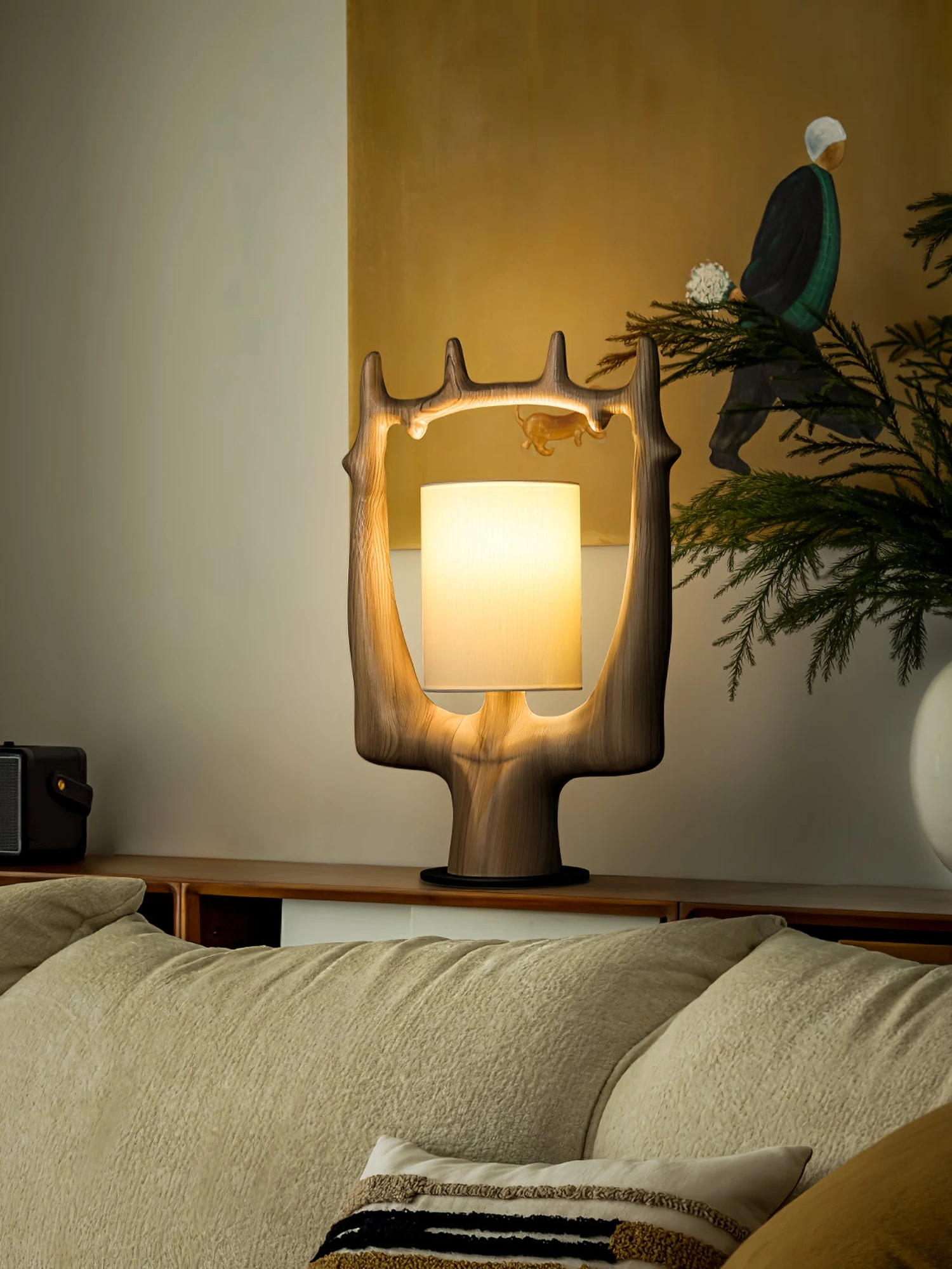 Antler Ring Table Lamp - Image 18