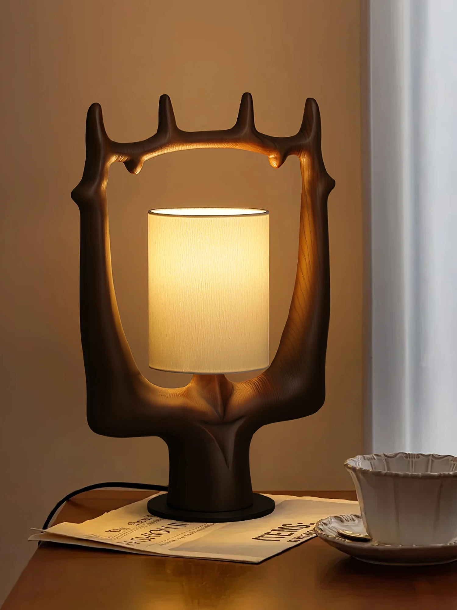 Antler Ring Table Lamp - Image 5