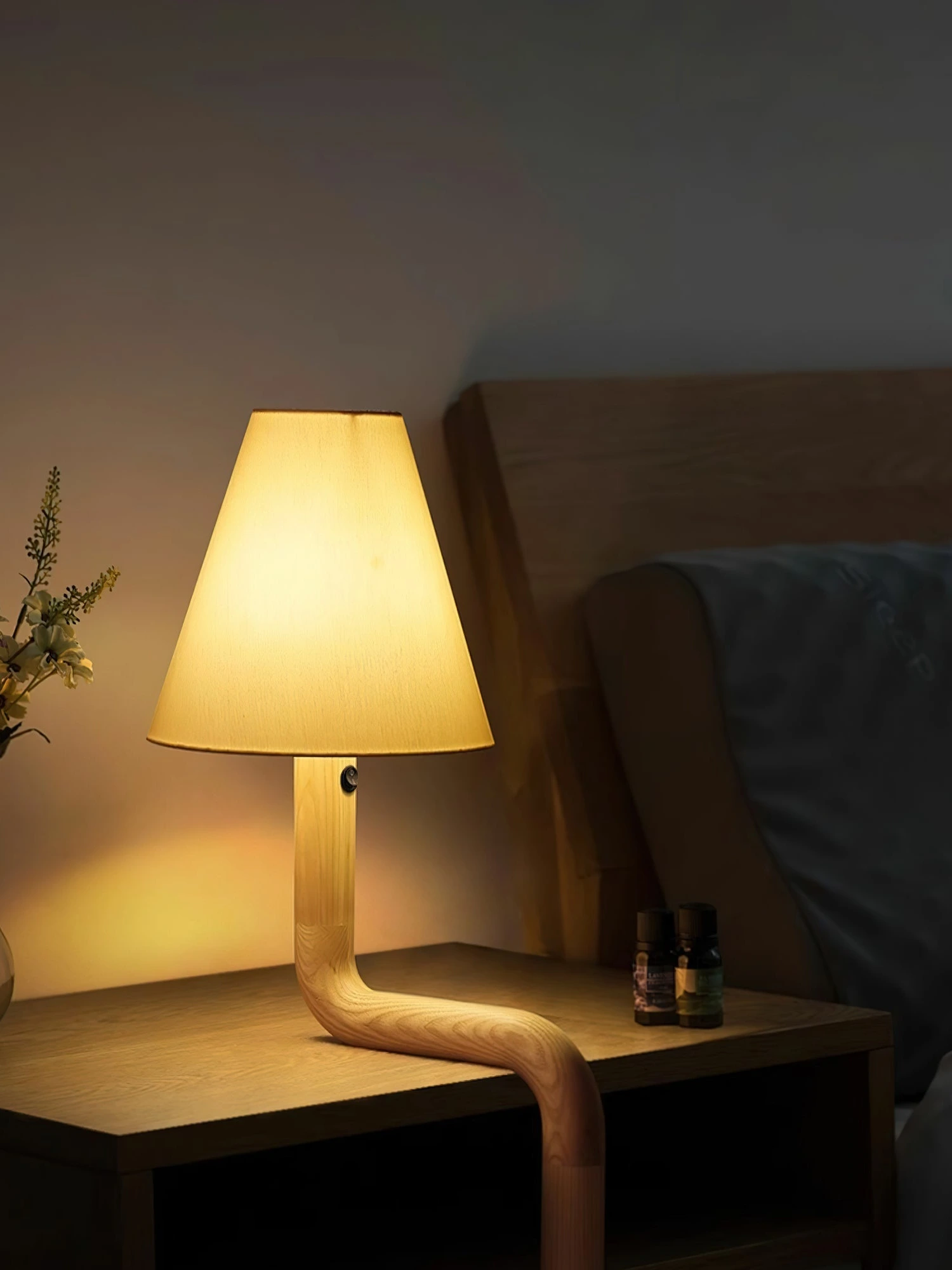 Bend Wood Table Lamp - Image 16