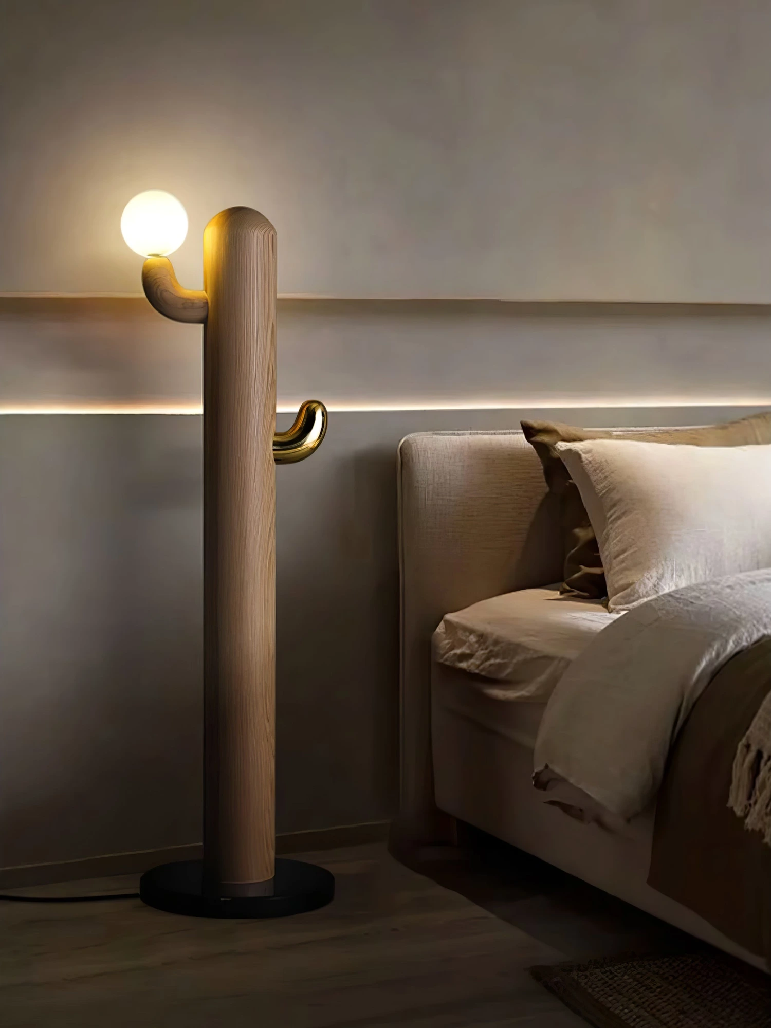 Cactus Wood Floor Lamp - Image 4