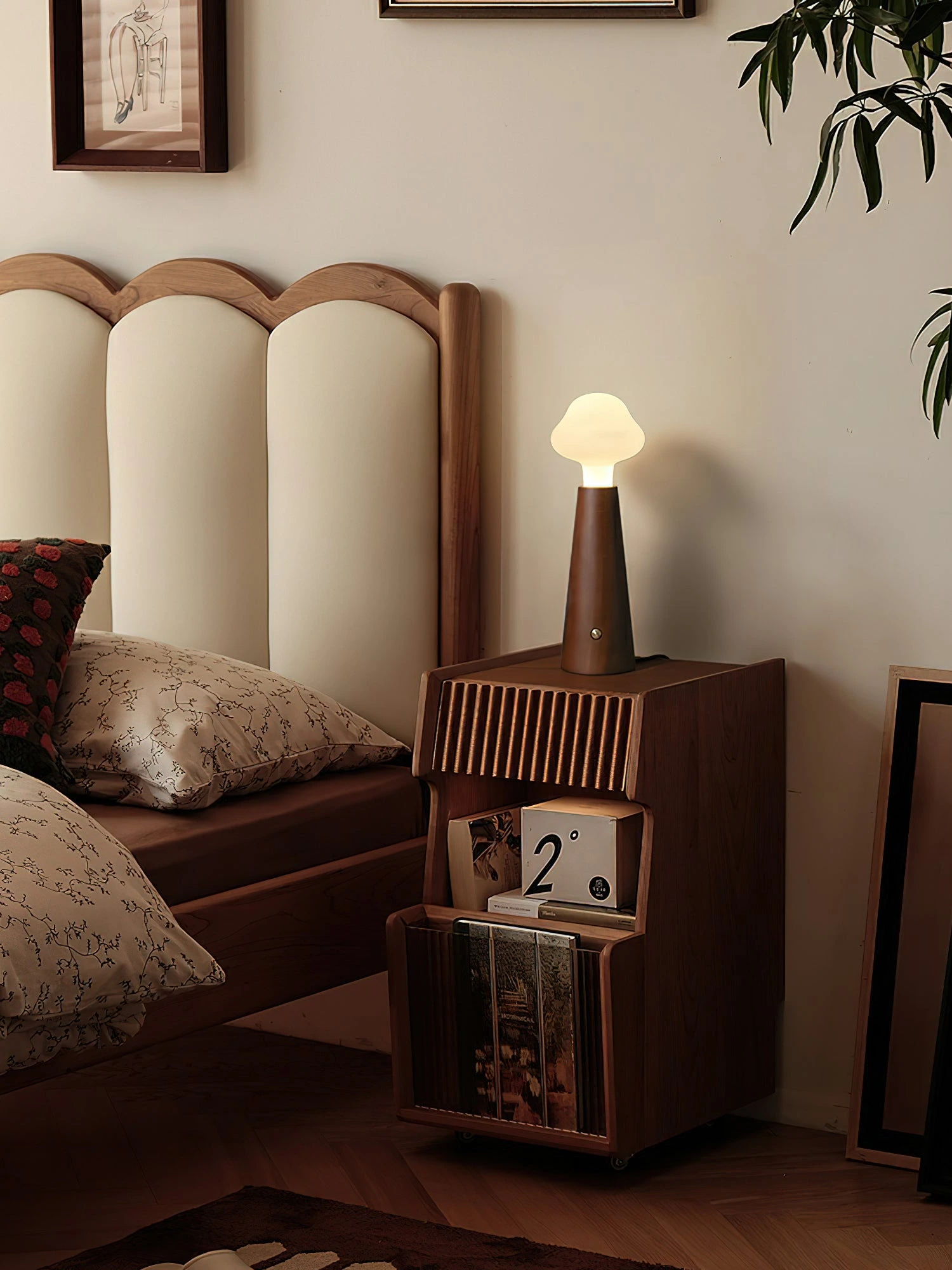 Cloudlet Table Lamp - Image 12
