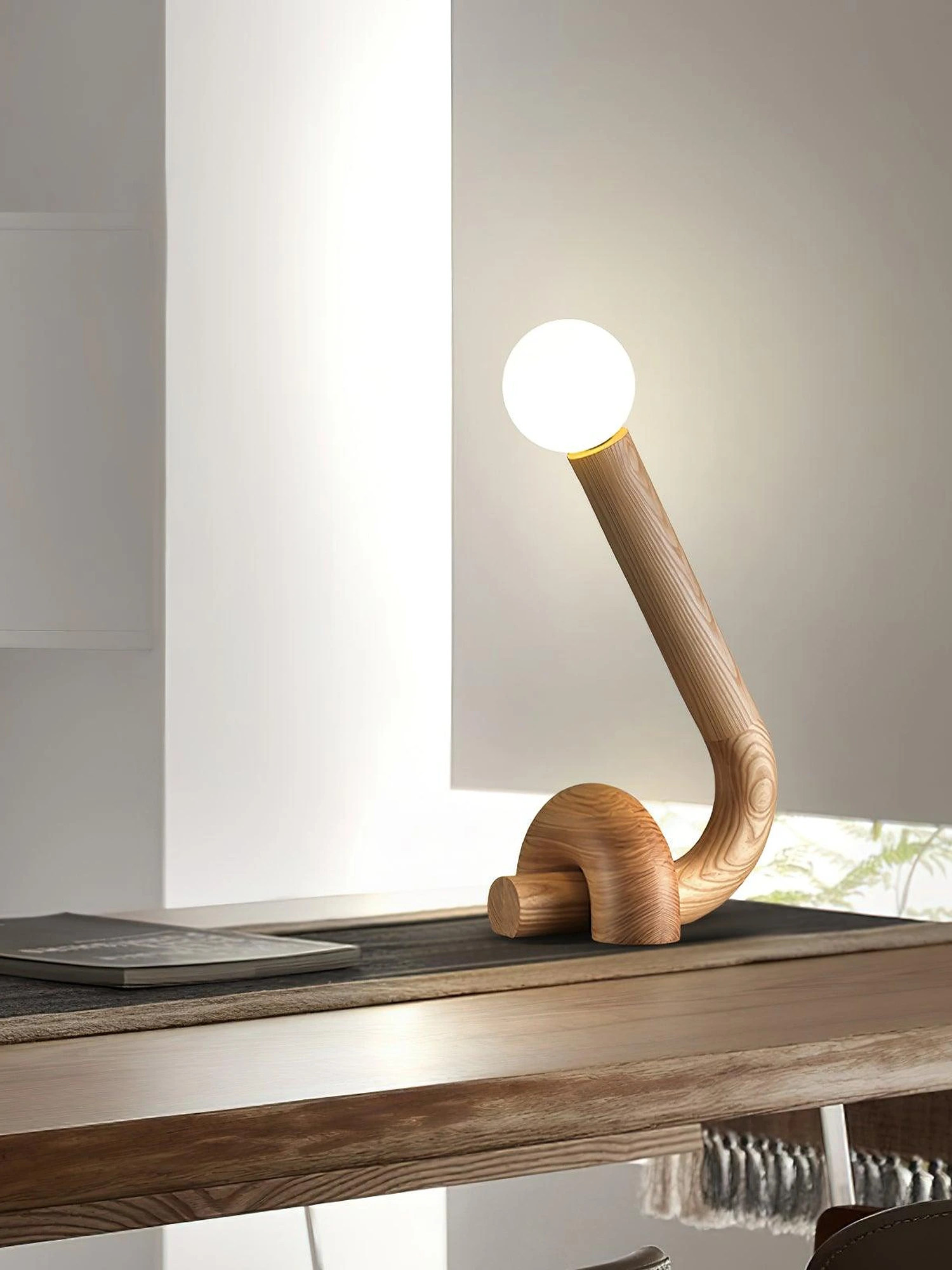 Curled Table Lamp - Image 2