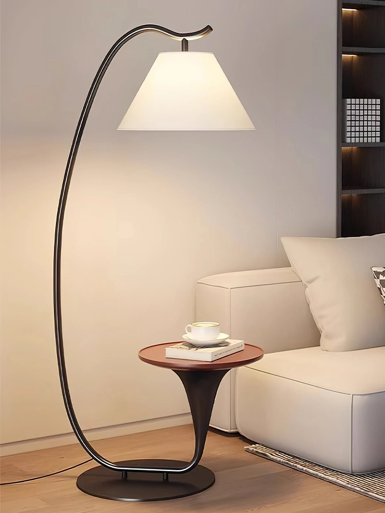 Curvature Floor Lamp - Image 4
