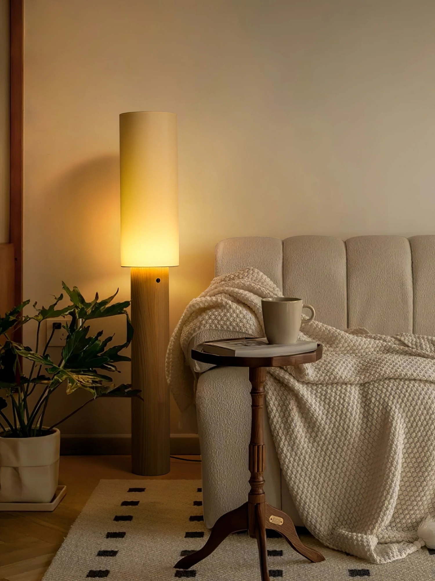 Elara Wood Floor Lamp - Image 7