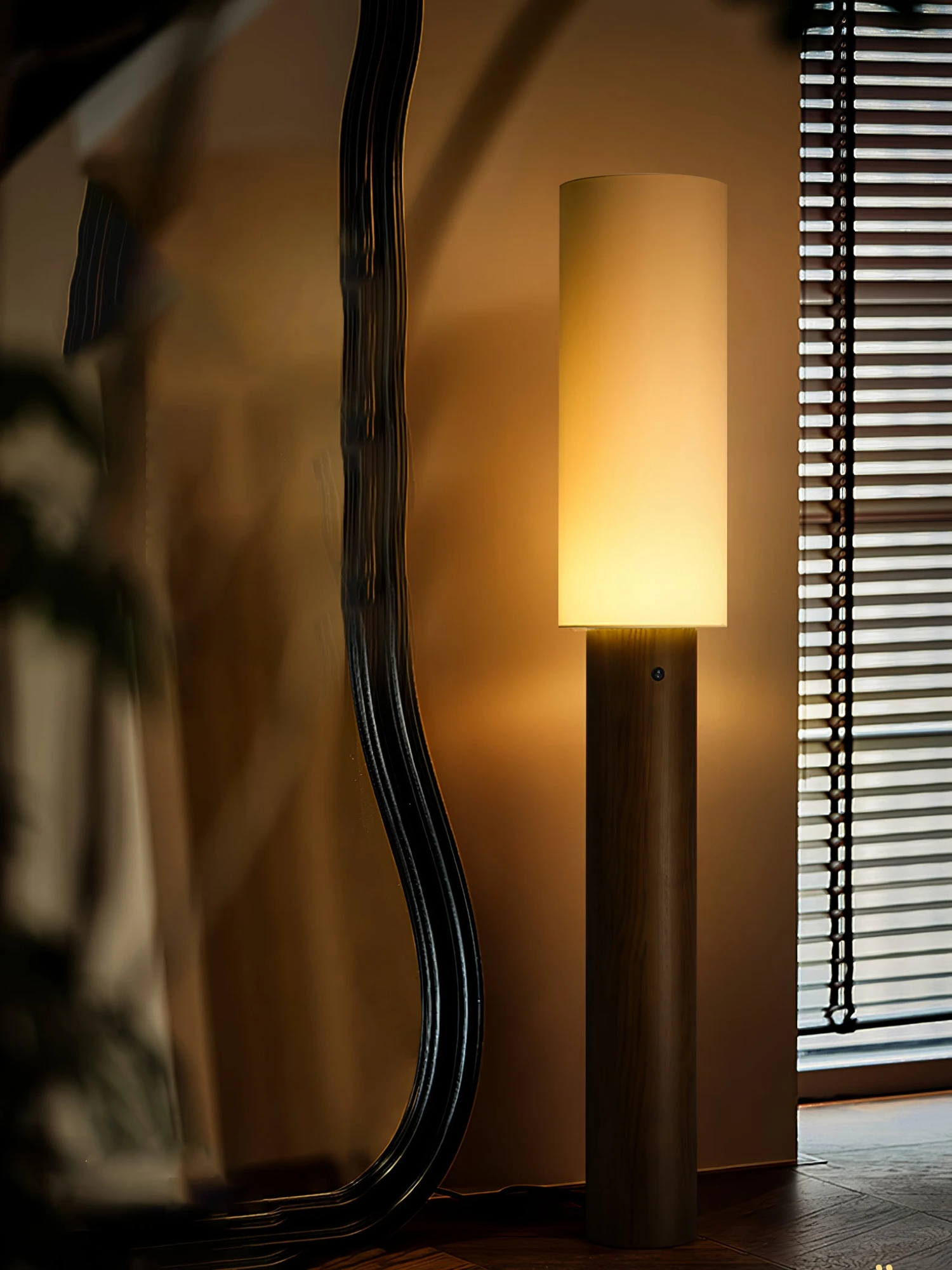 Elara Wood Floor Lamp - Image 2