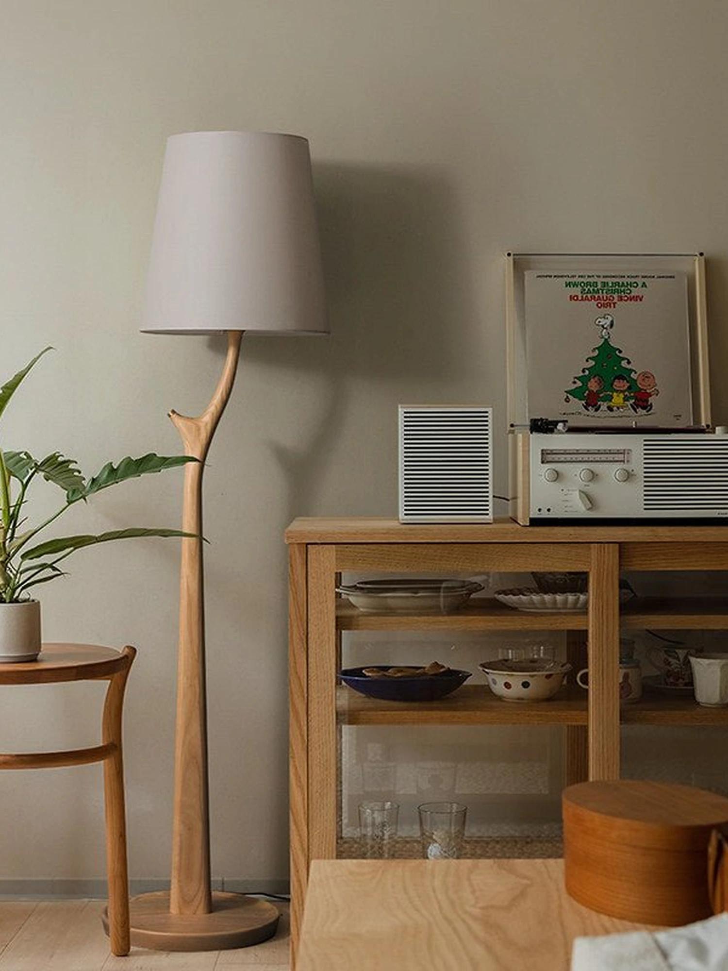 Elowen Floor Lamp - Image 13