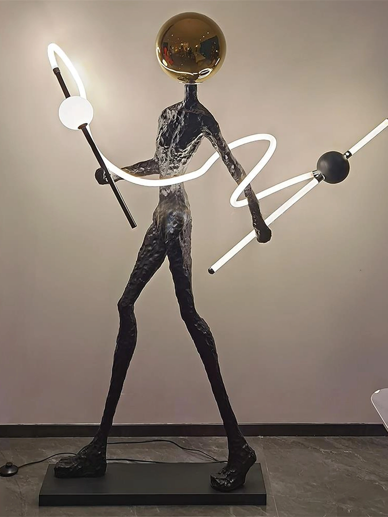 Everett Spiral Floor Lamp - Image 6