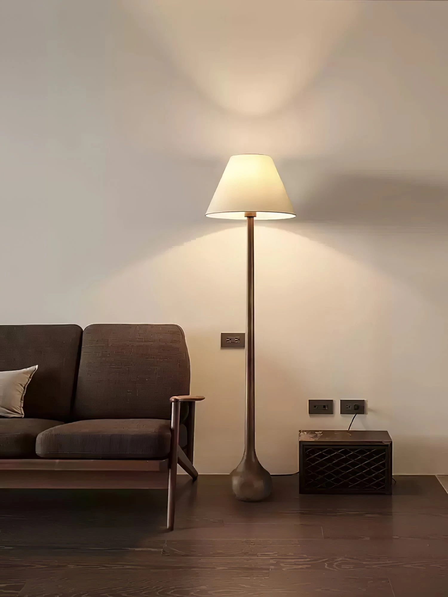 Final Strike Floor Lamp - Image 18