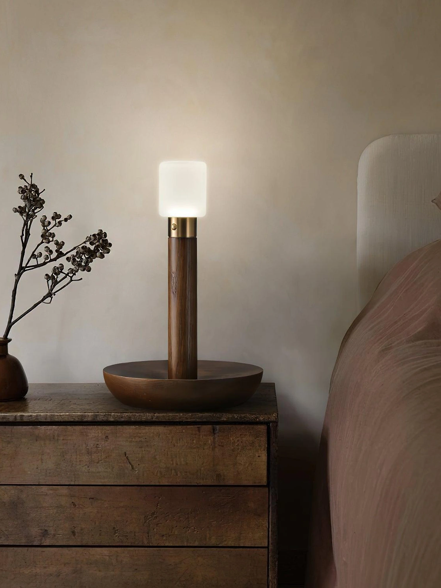 Fire Stick Table Lamp - Image 7