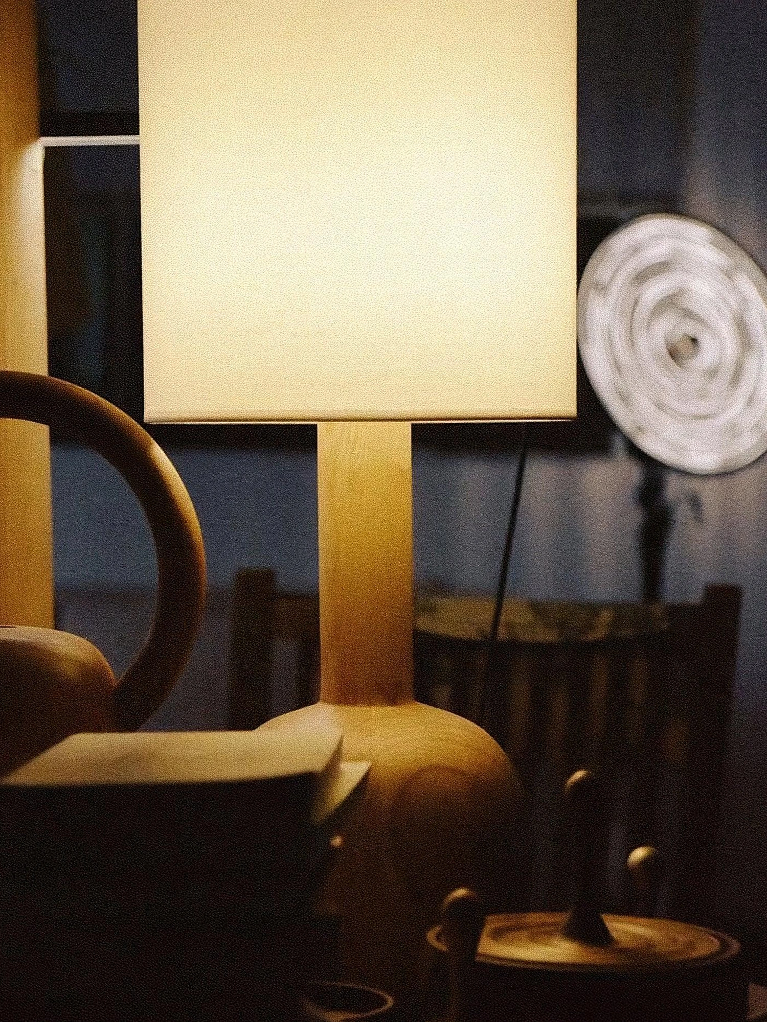 Gavel Table Lamp - Image 8