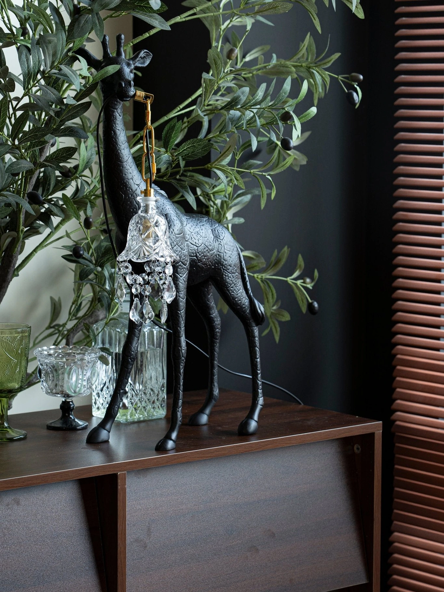 Giraffe Royale Sculpture Floor Lamp - Image 13