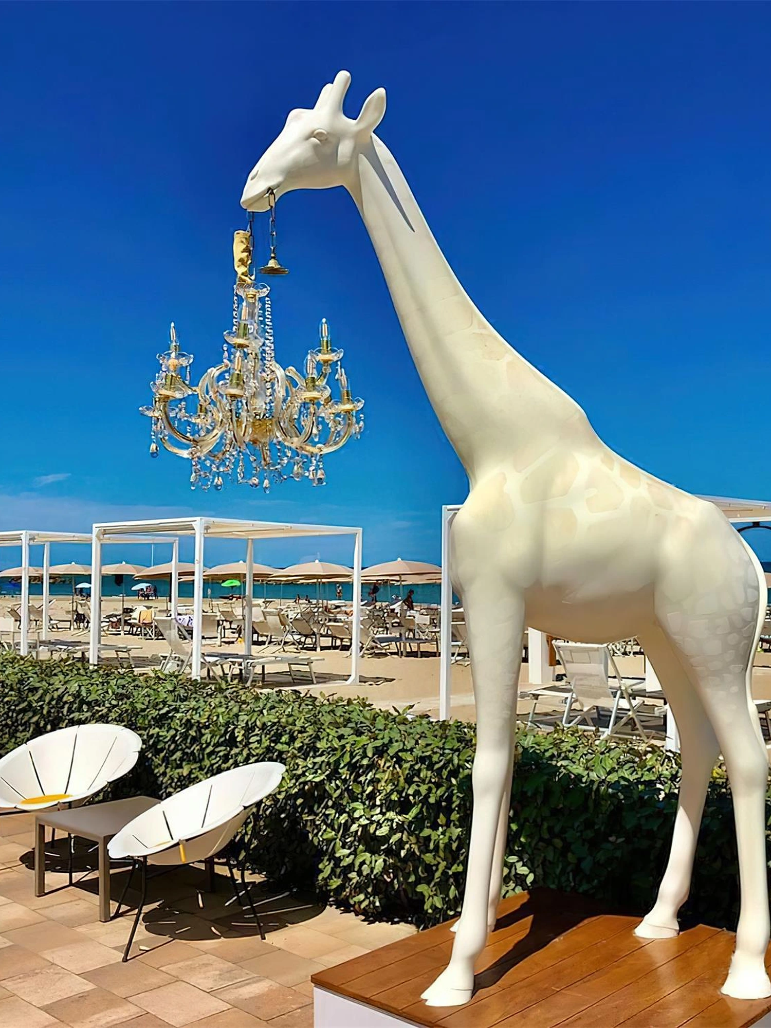 Giraffe Sculpture Floor Lamp - Image 19