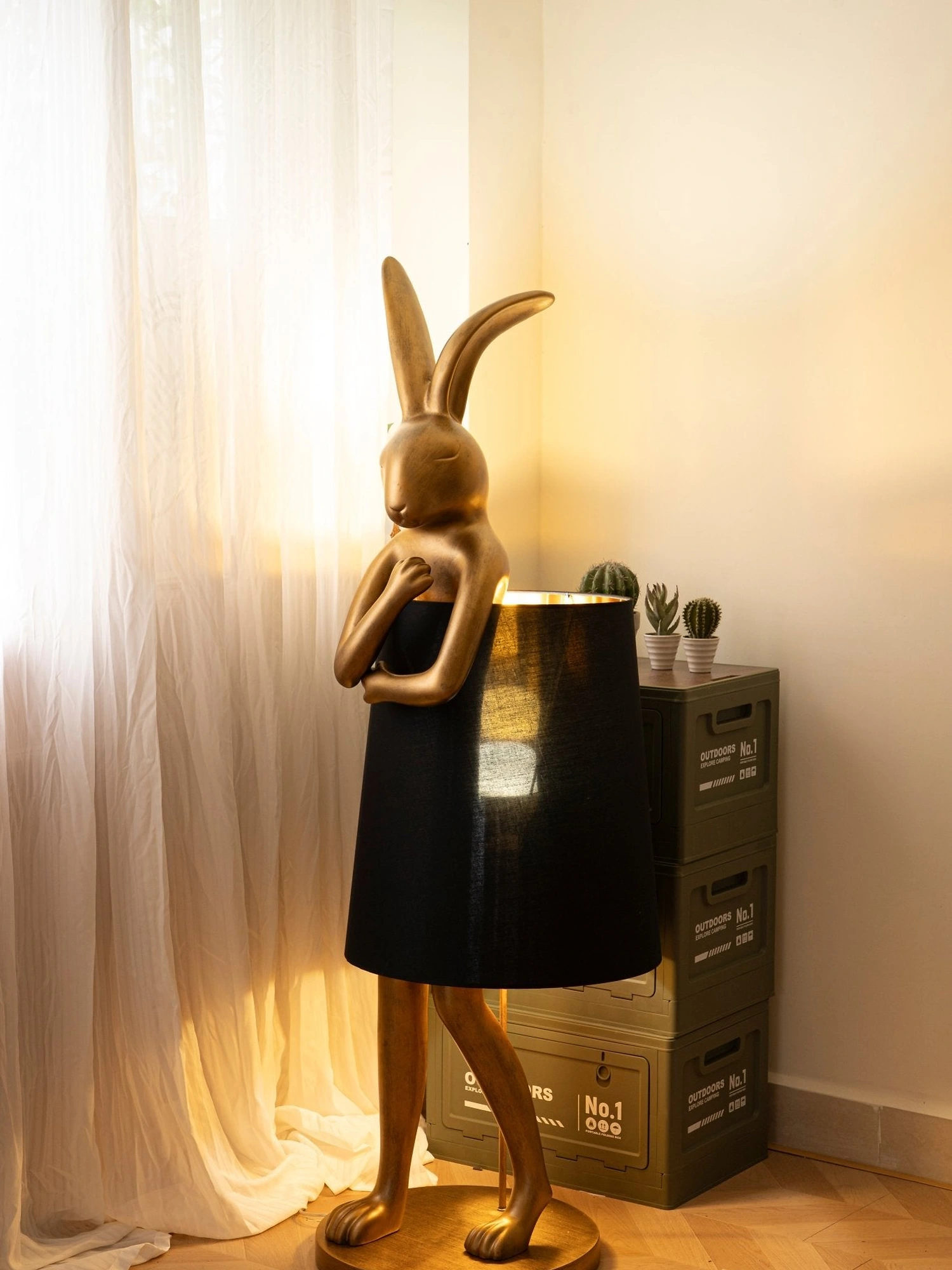 Hare Silhouette Table Lamp - Image 15