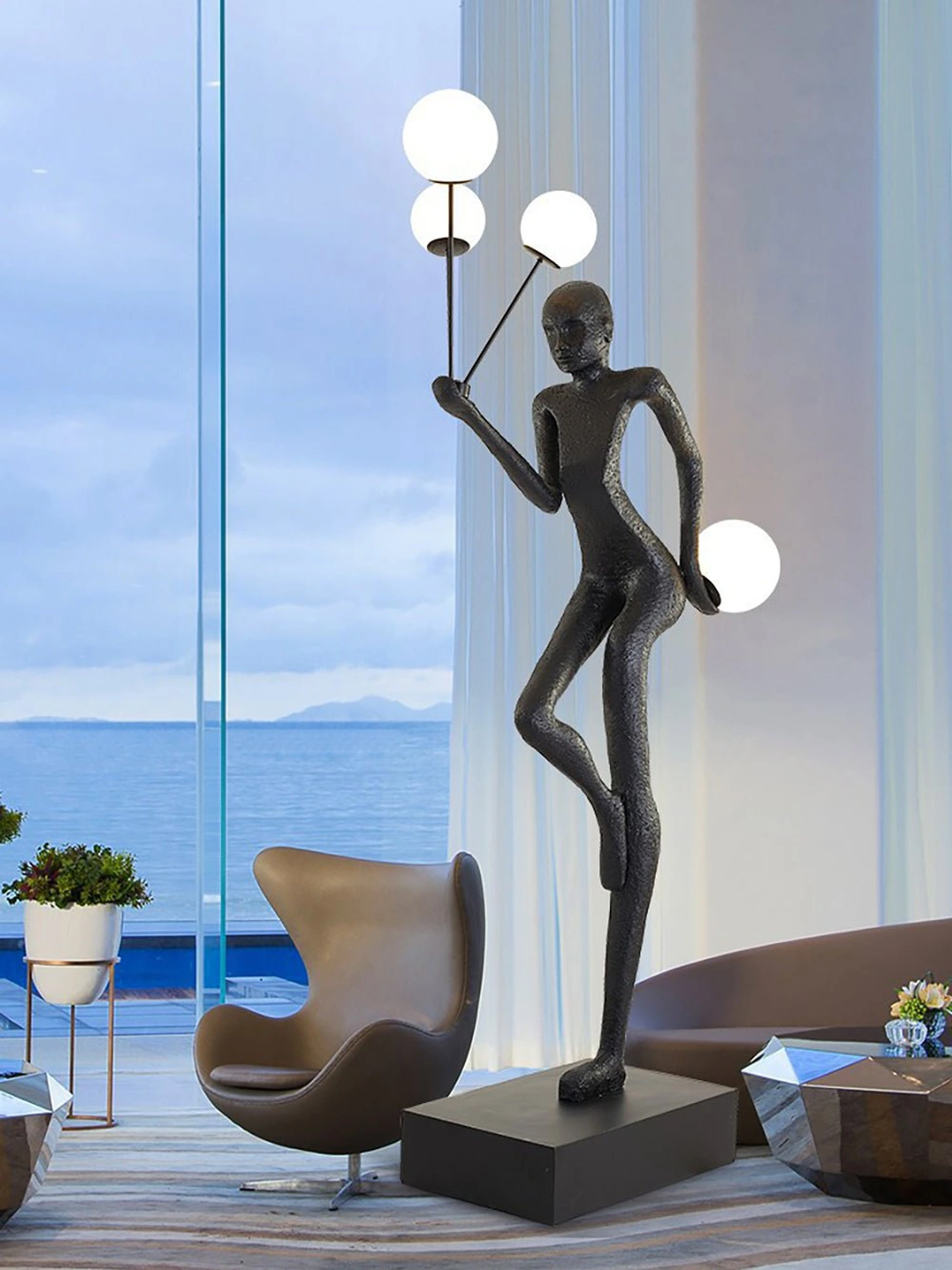 Juggling Sculptor Floor Lamp - Image 7