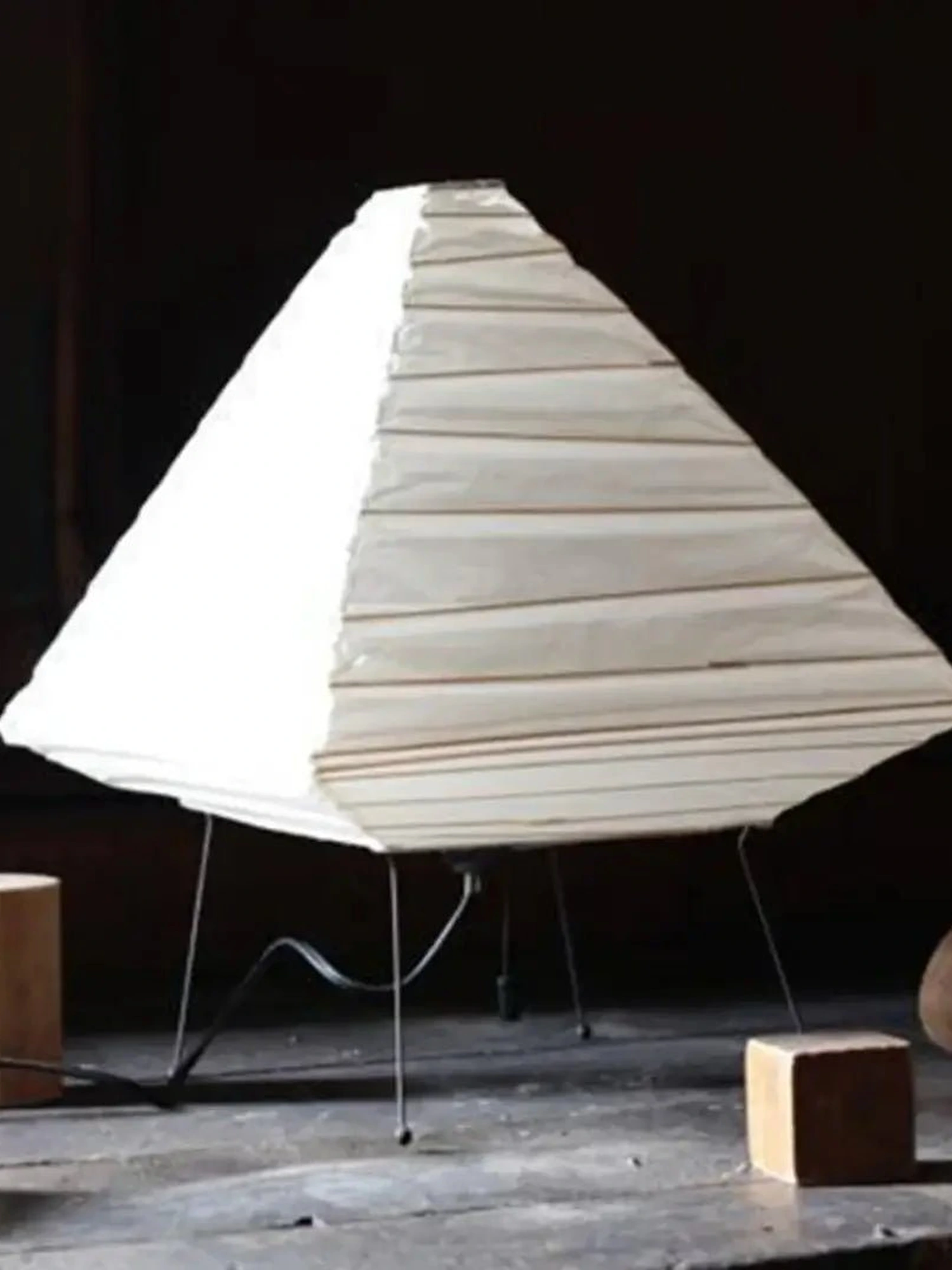 Kiyoshi Rice Paper Pyramid Table Lamp - Image 3