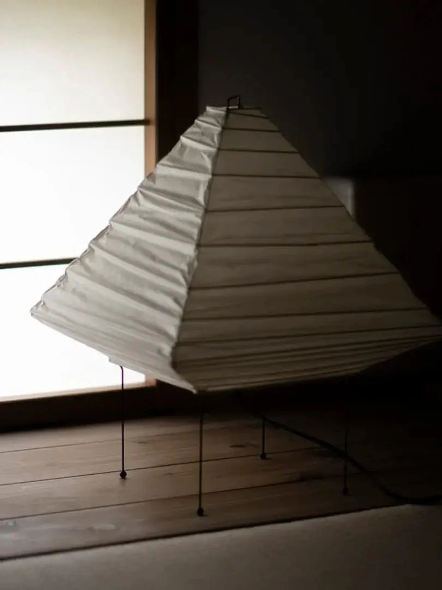 Kiyoshi Rice Paper Pyramid Table Lamp - Image 4