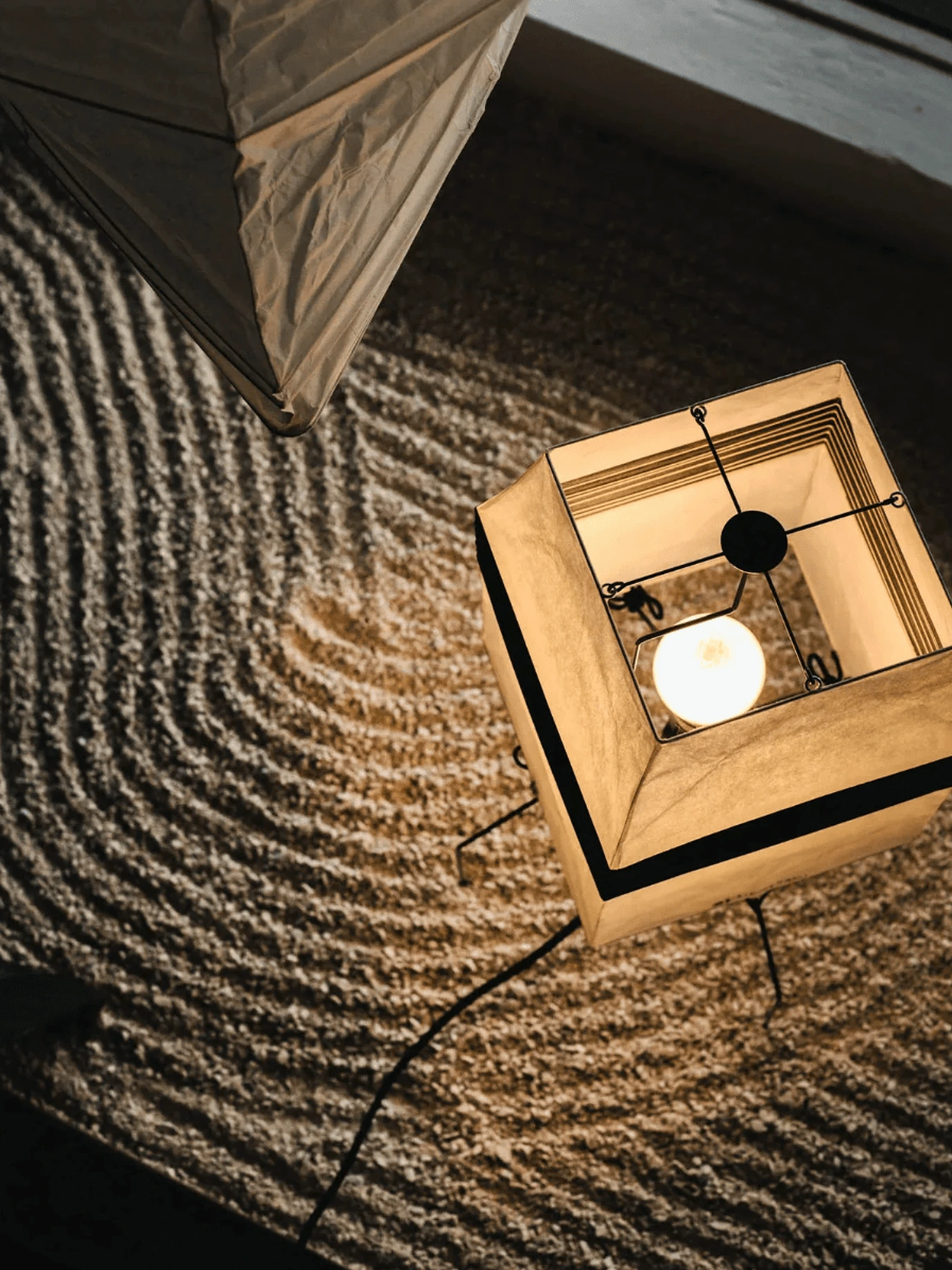 Kumo Paper Shade Table & Floor Lamp - Image 11