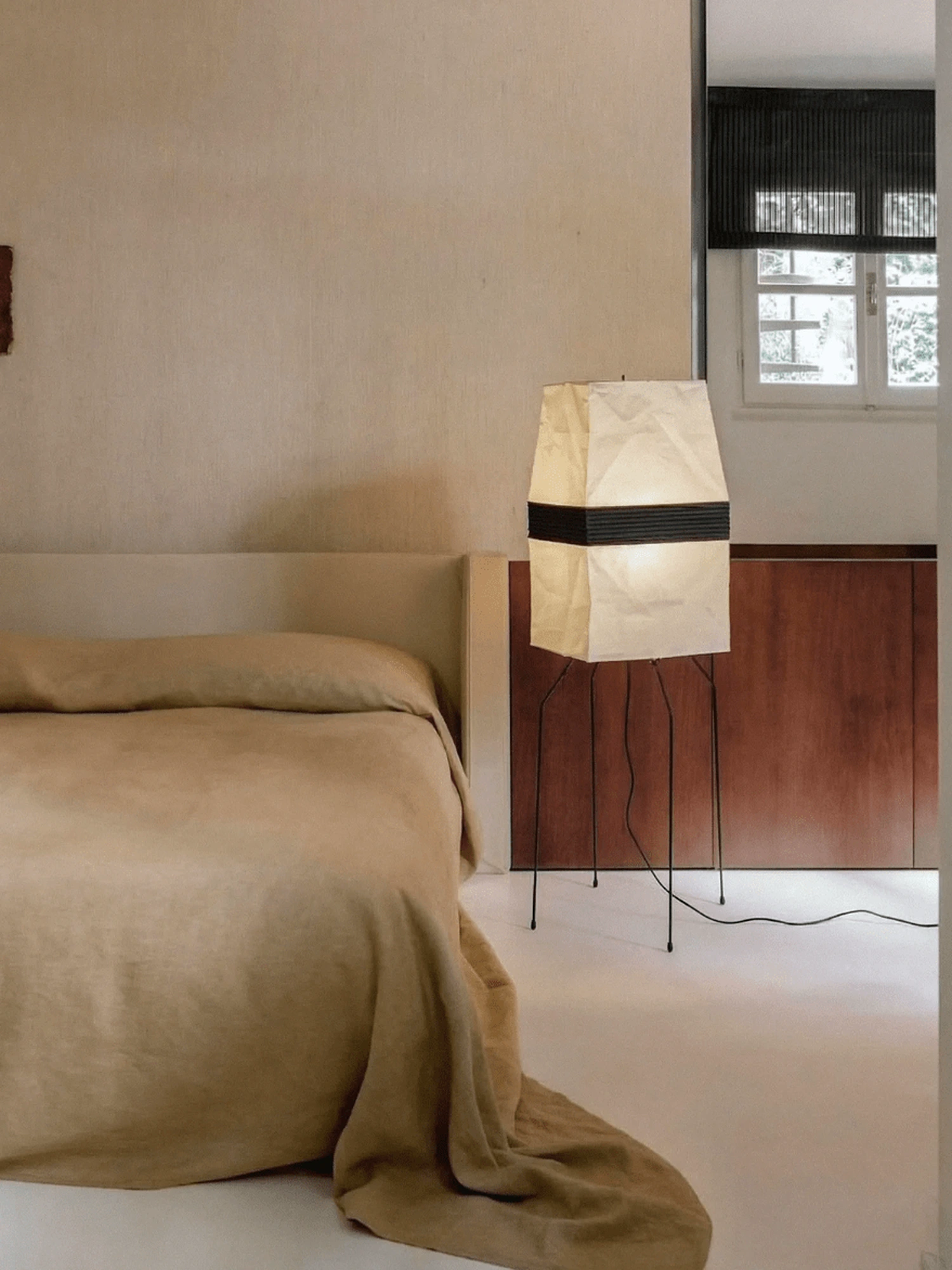 Kumo Paper Shade Table & Floor Lamp - Image 2