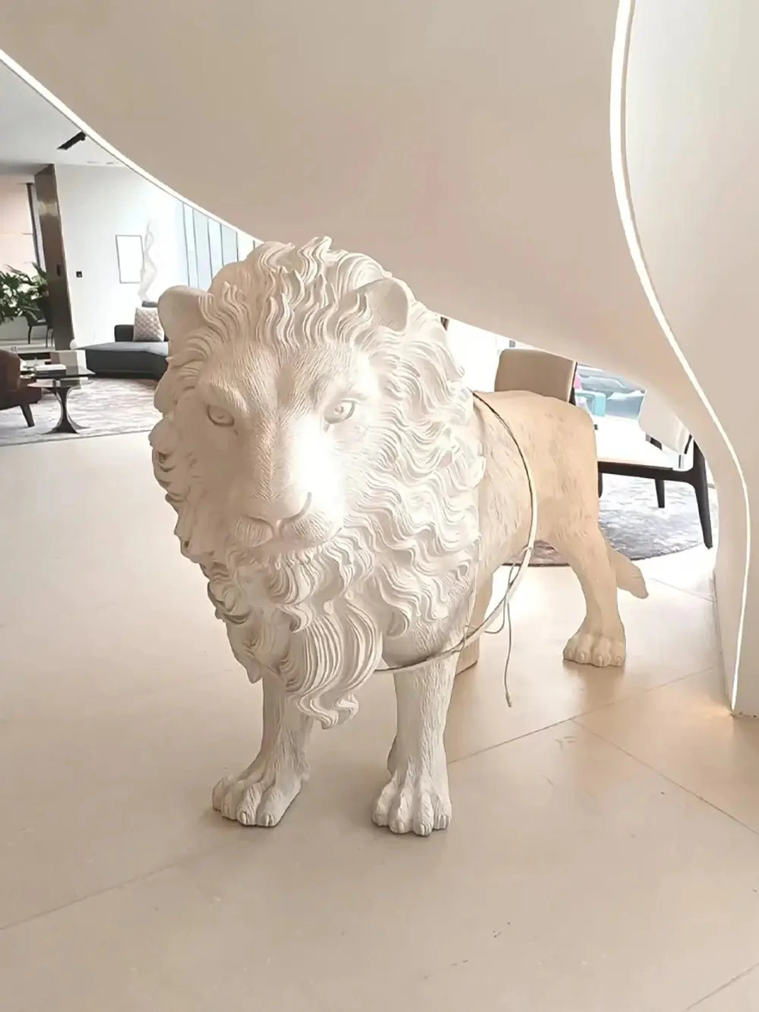 Leo Lion Sculpture Floor Lamp - Image 3