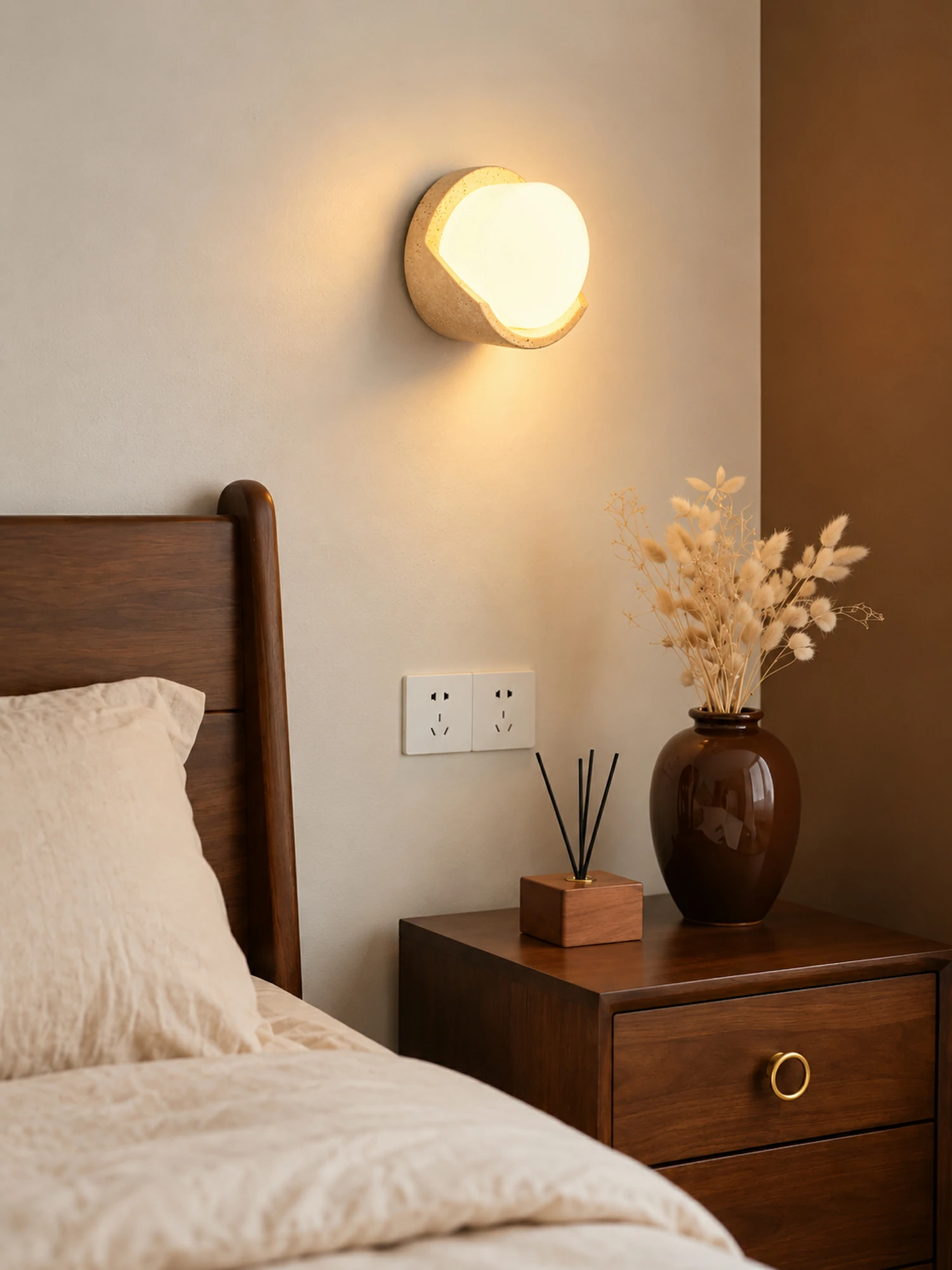 Linus Travertine Wall Sconce - Image 3