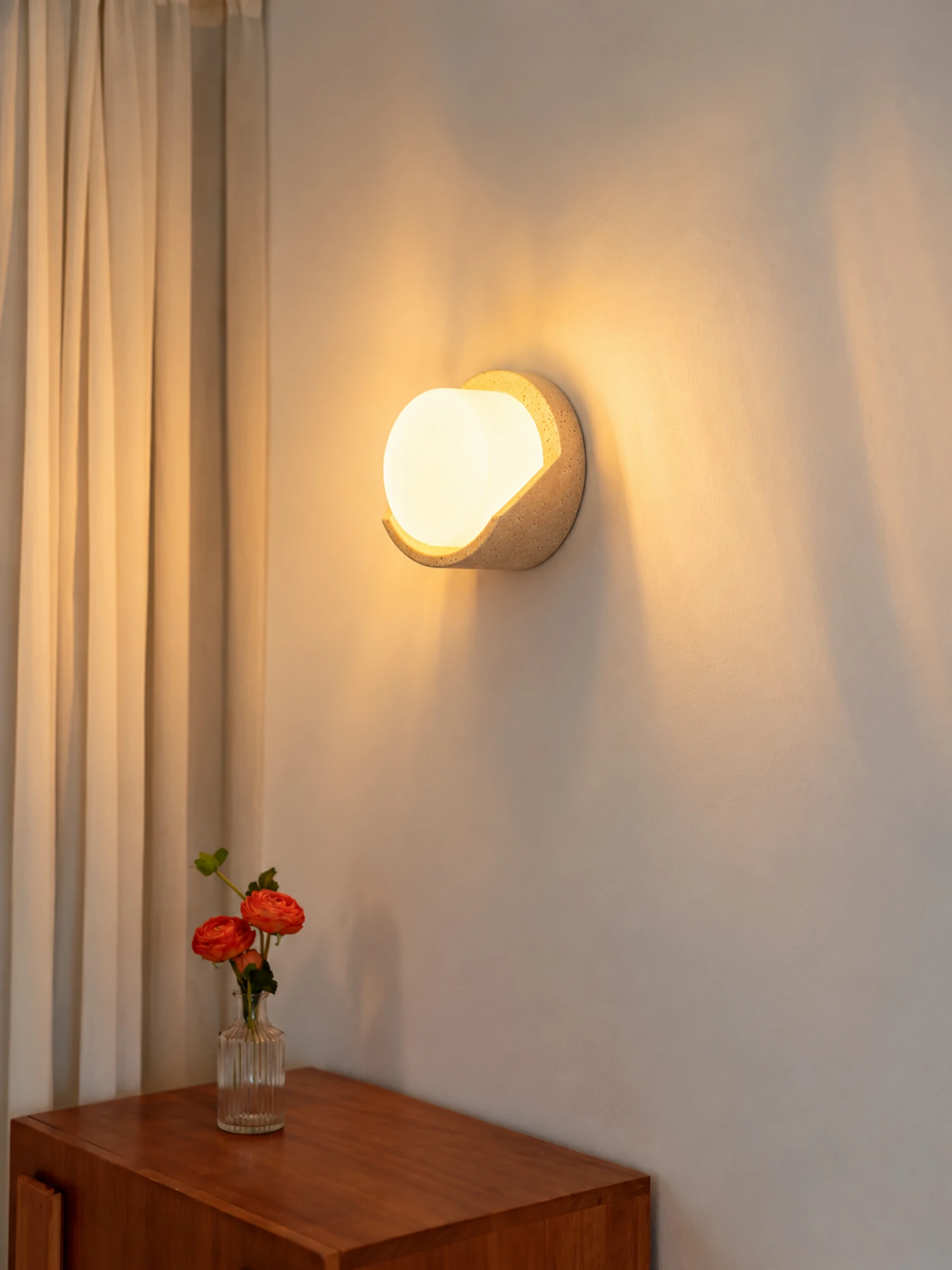 Linus Travertine Wall Sconce - Image 4