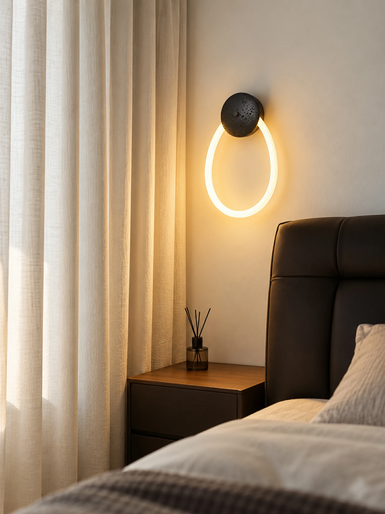 Loop Wall Sconce - Image 9