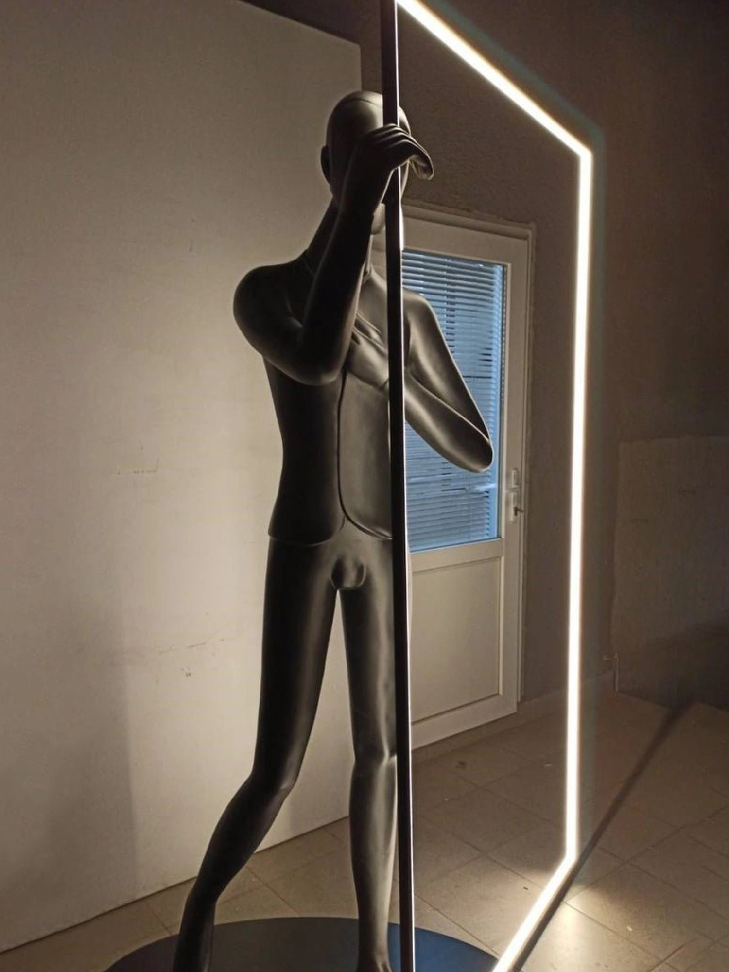 Mirror Sculpture Floor Lamp - Image 4