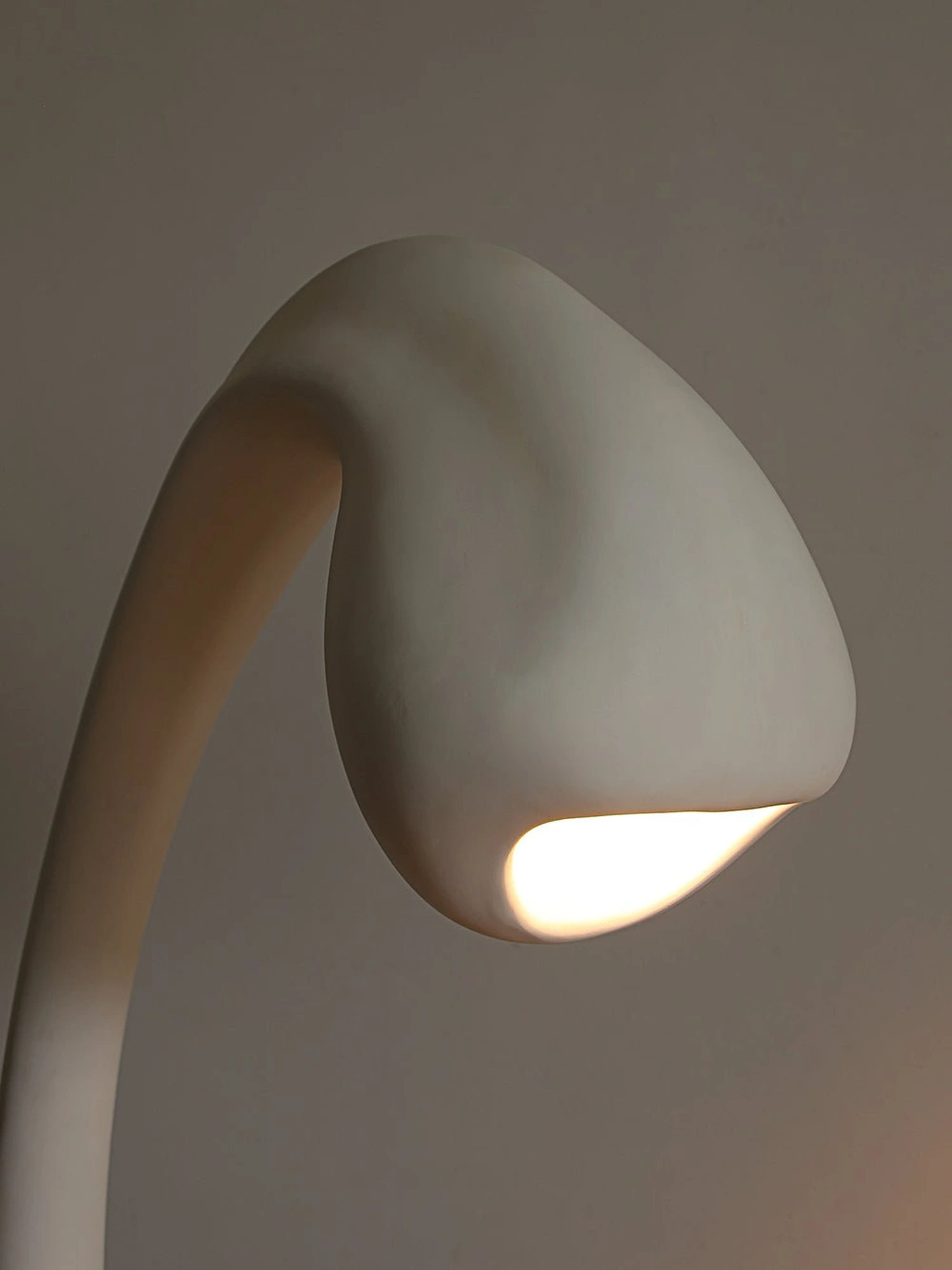 Noor Grande Sculptural Floor Lamp - Image 13