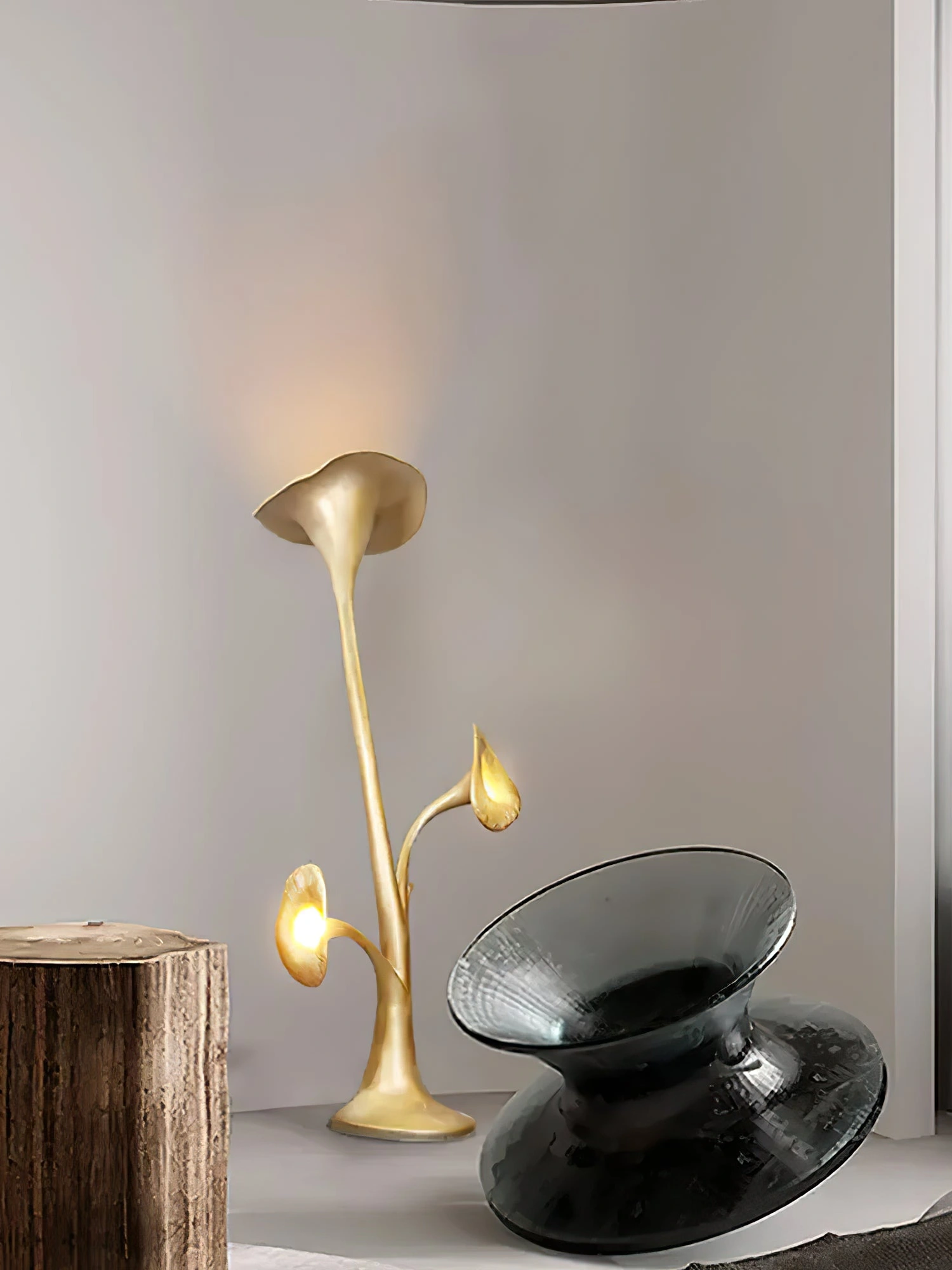 Petunia Sculpture Floor Lamp - Image 11